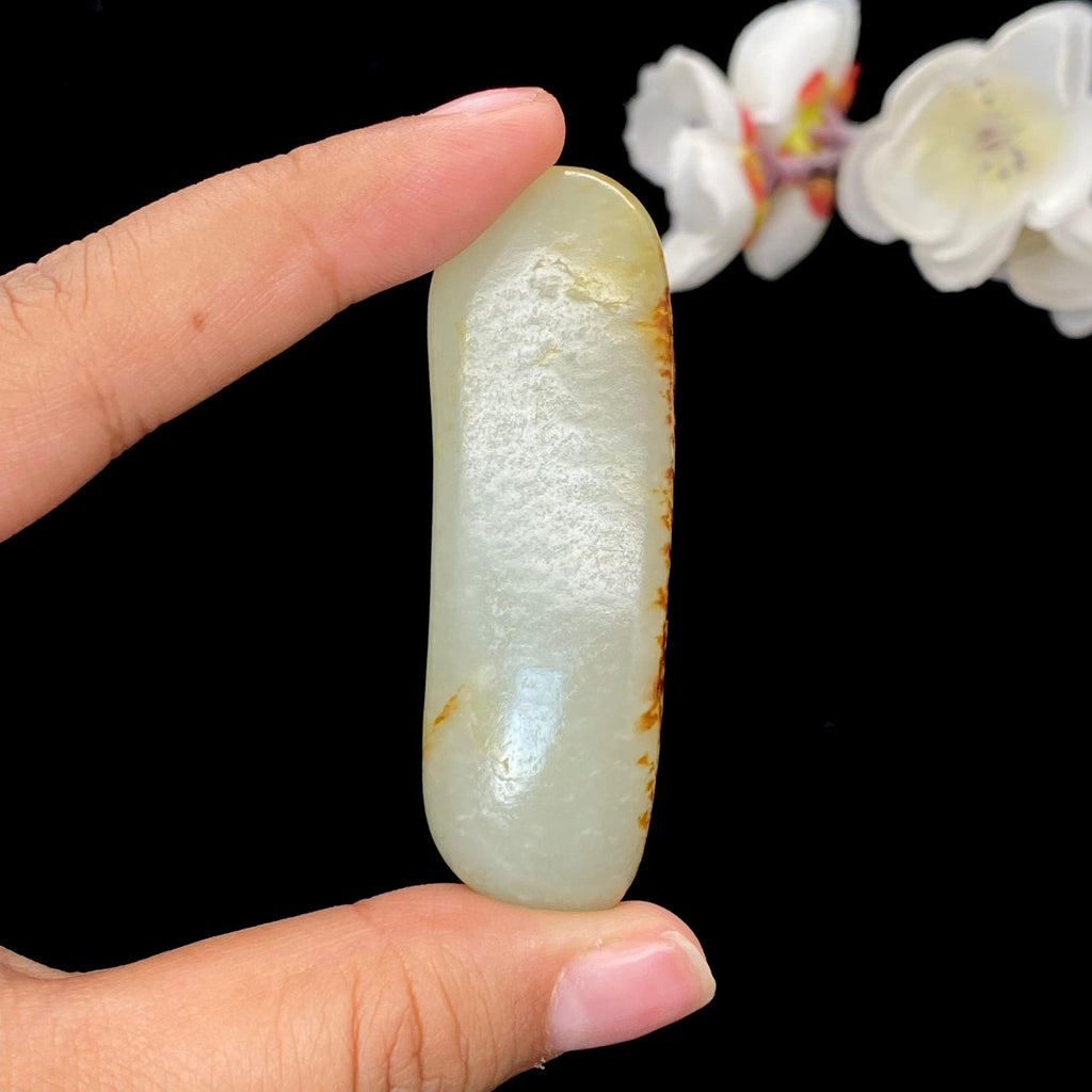 何和田玉洒红皮籽料（39.6g）