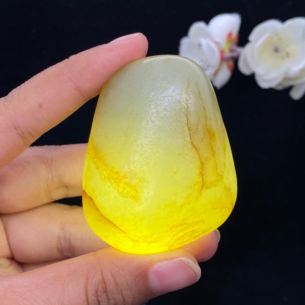 和田玉洒金皮籽料手把件（95.8g）
