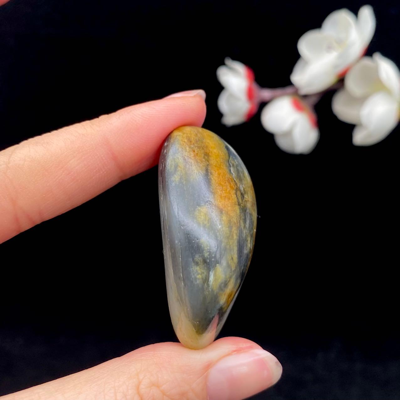 和田玉黄皮青花籽料（39.3g）