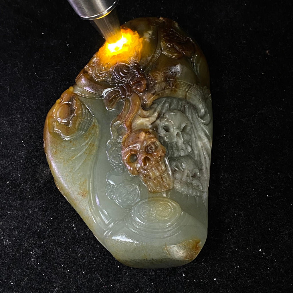 和田玉籽料黄财神（275.5g）