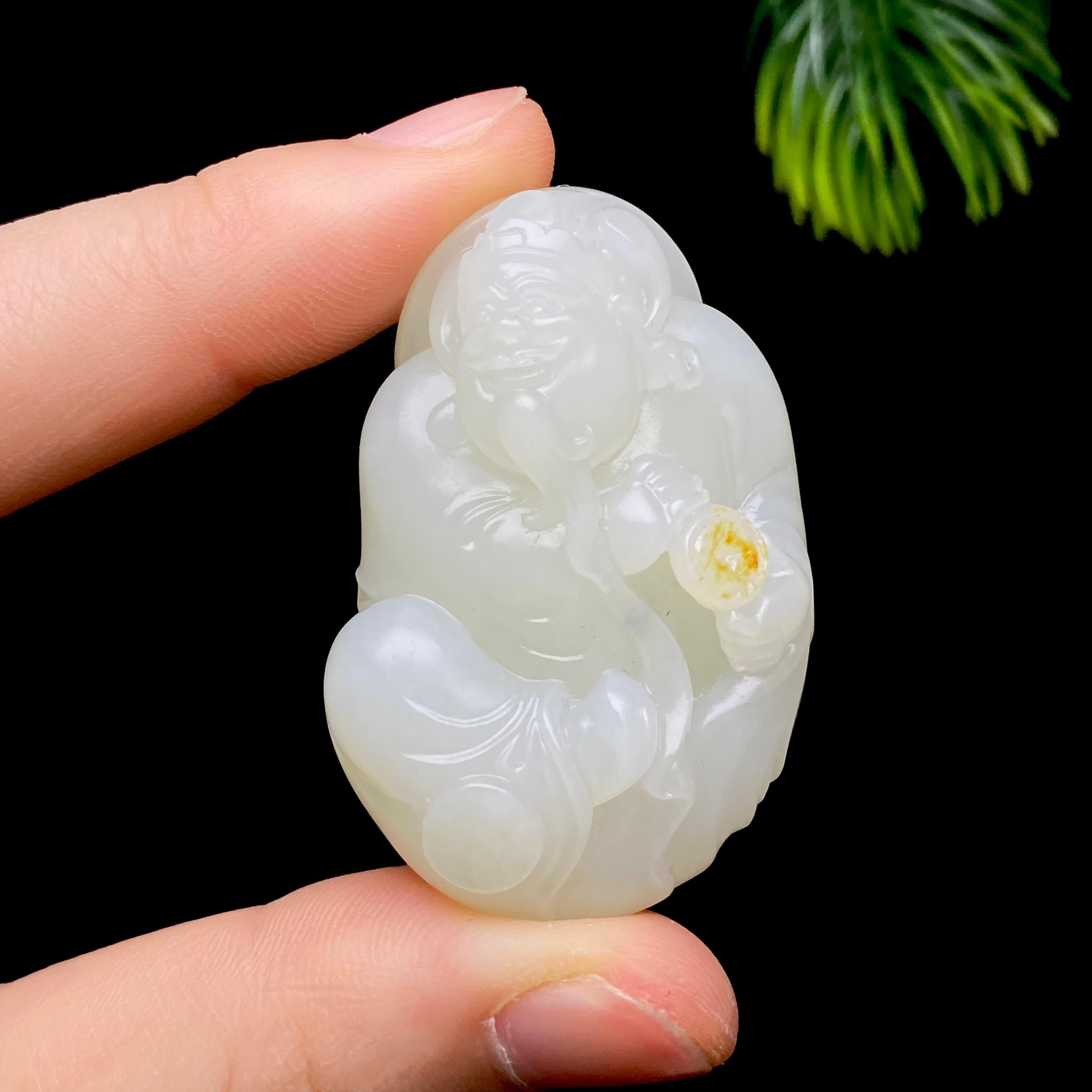 和田玉籽料财神（37.2g）