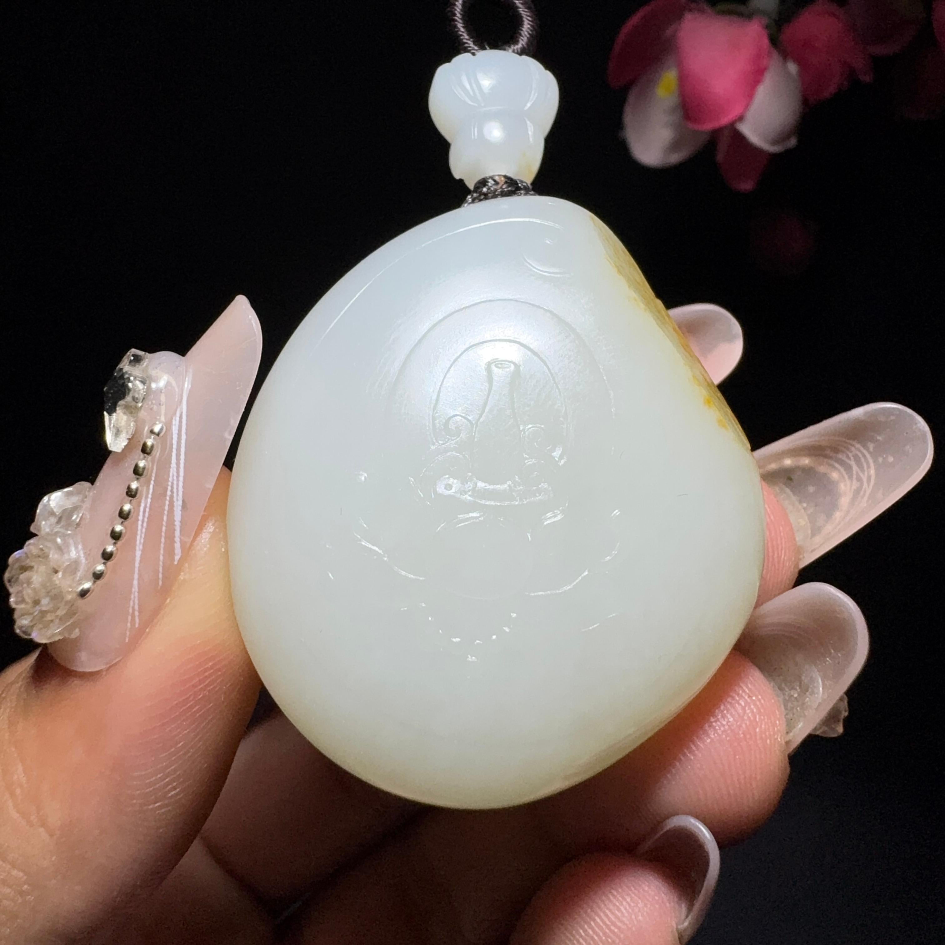 和田玉籽料观音挂件（42.1g）