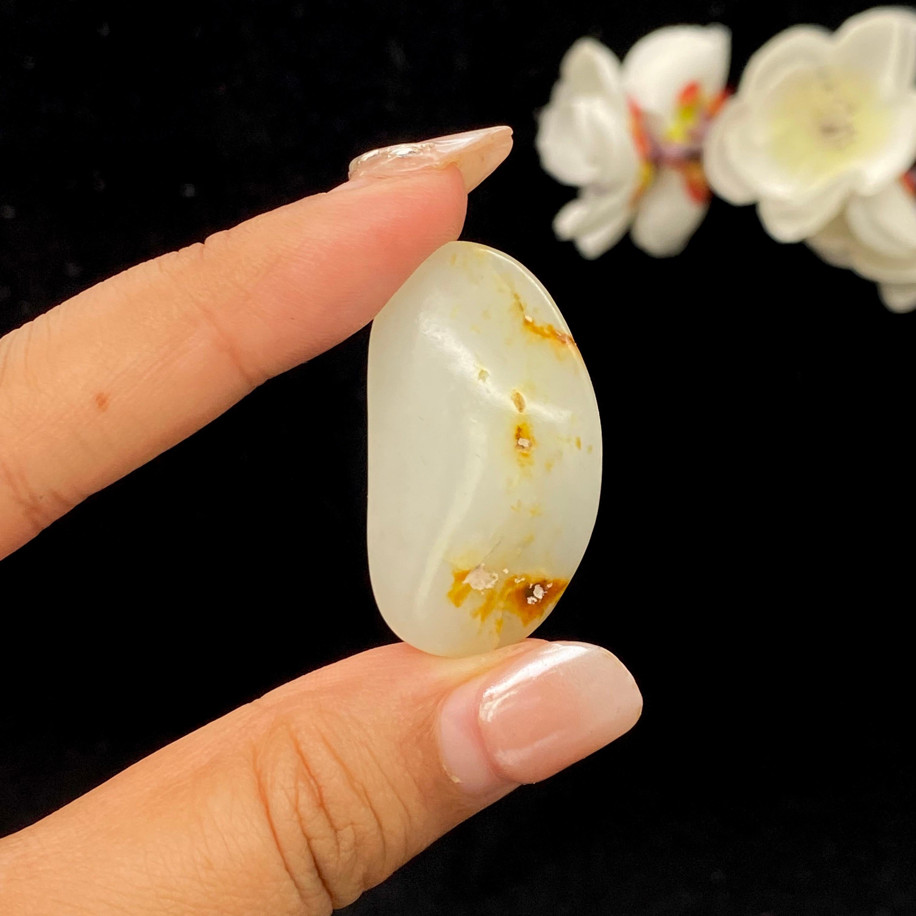 和田玉洒金皮青花底籽料吊坠籽（12.8g）