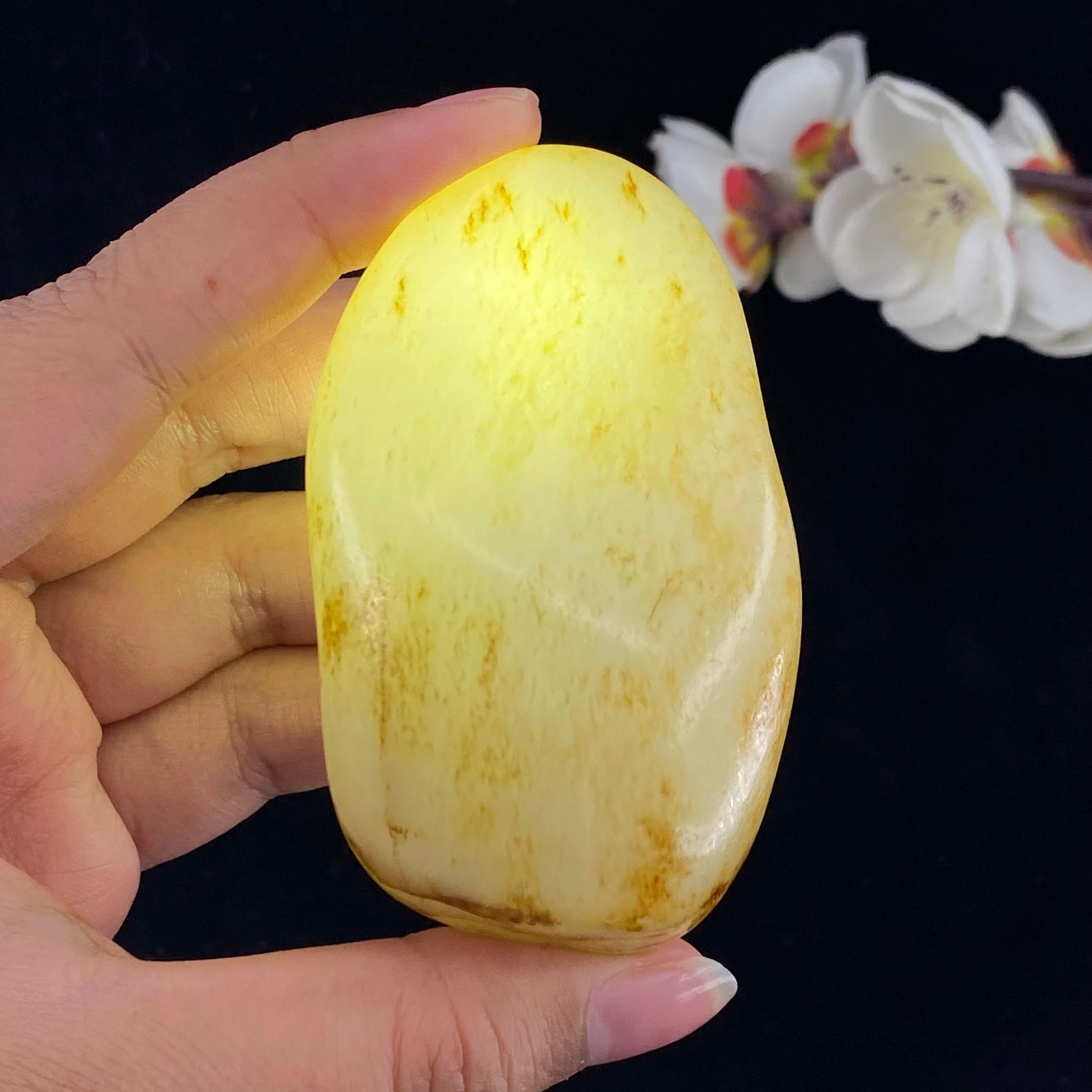 和田玉洒金皮籽料（154.4g）