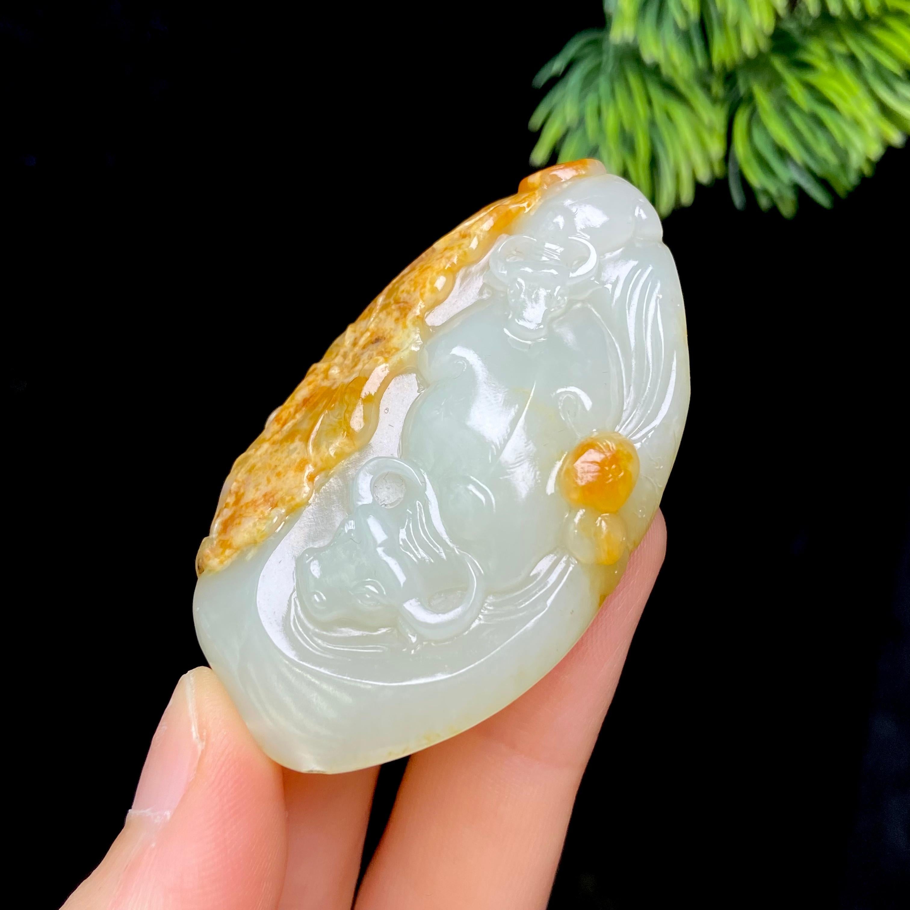 和田玉籽料牛气冲天（52.1g）