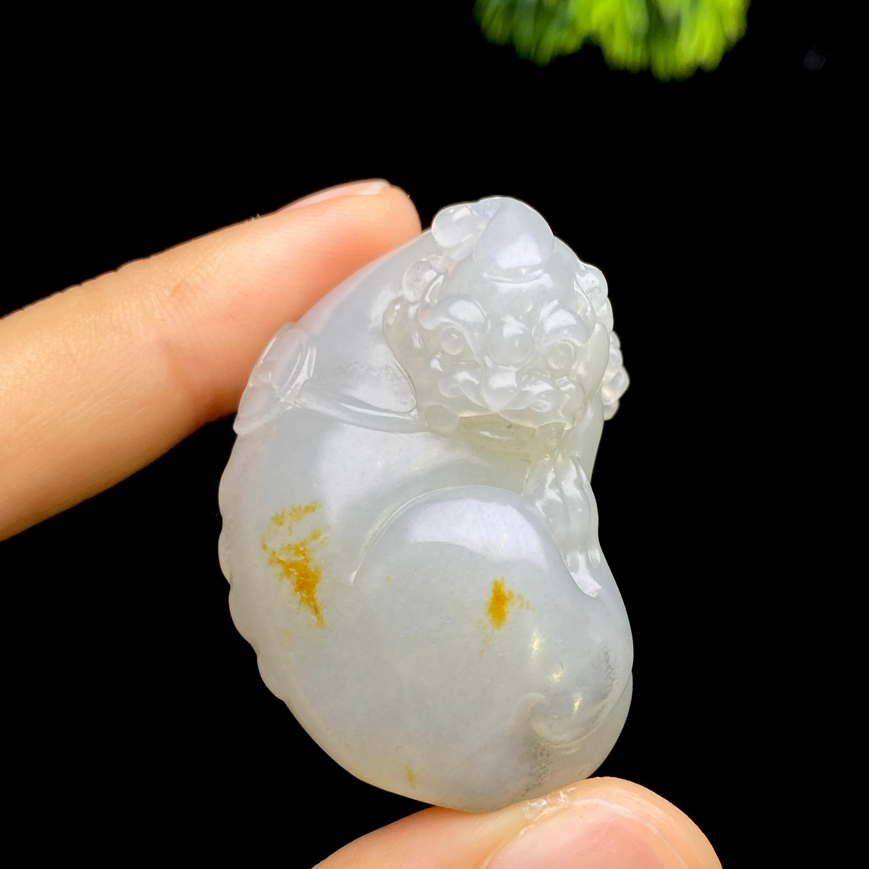 和田玉籽料青花貔貅（27.3g） – 厚德载玉