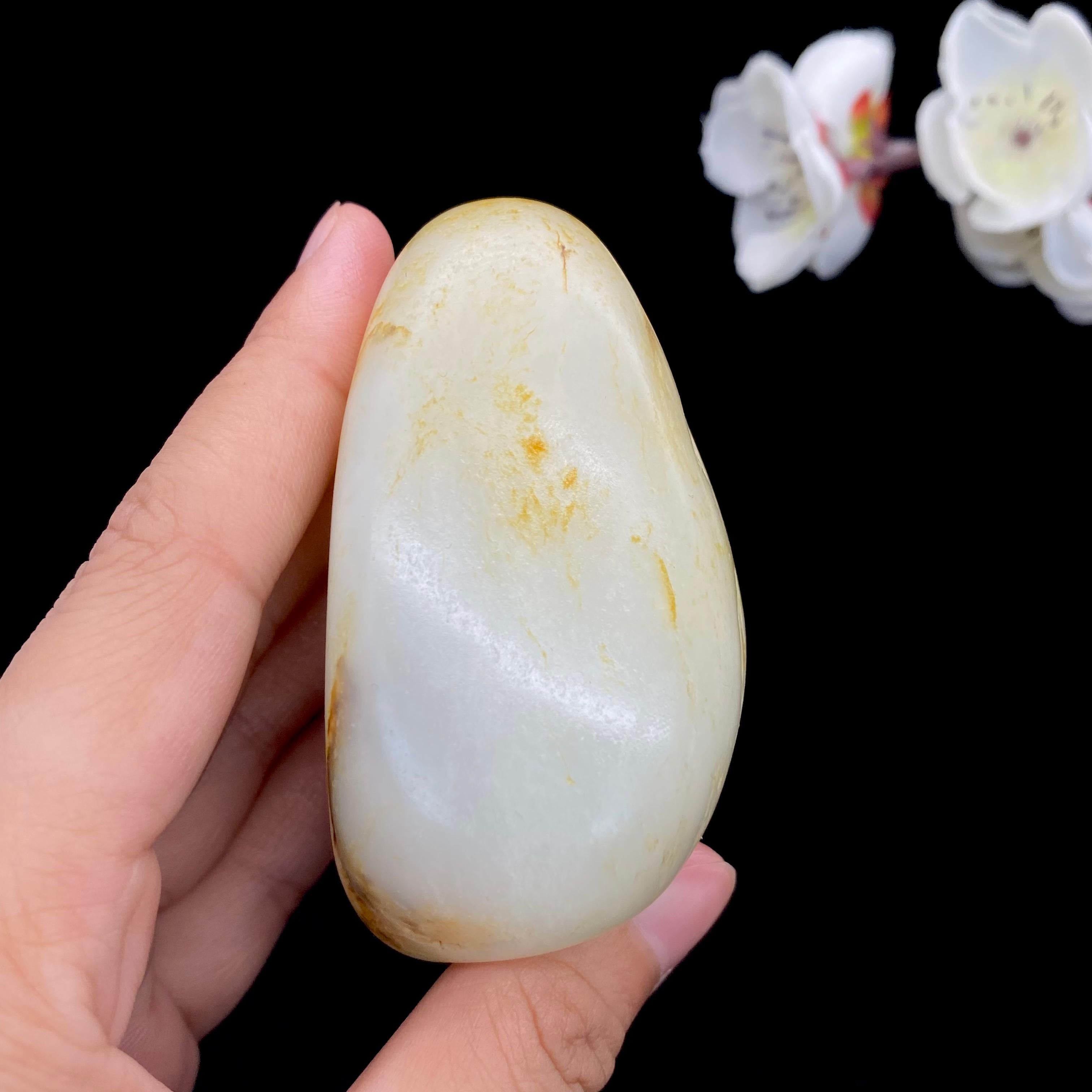 和田玉洒金皮籽料原石（217.6g）