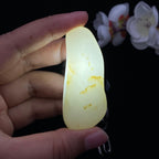 和田玉白玉带黄皮籽料挂件（41.4g）