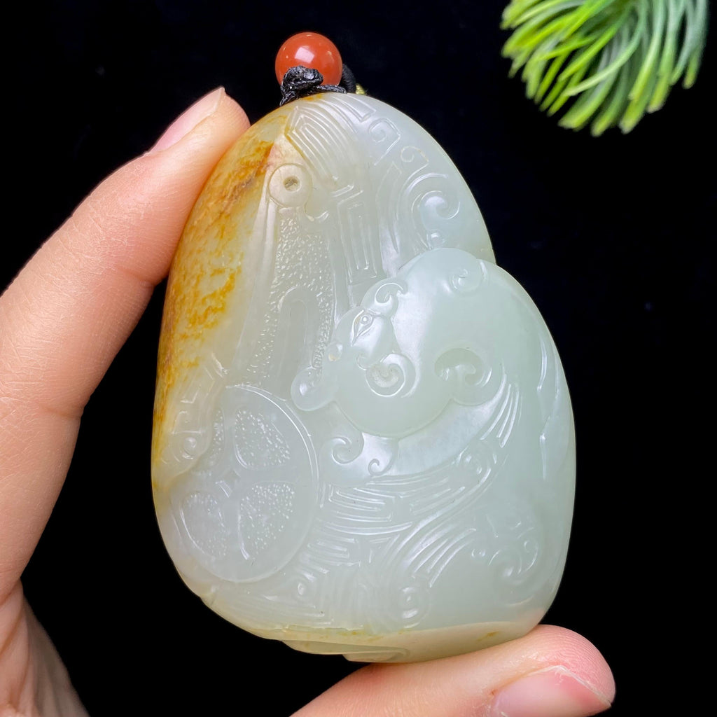 和田玉籽料子母瑞兽把件（157.2g）