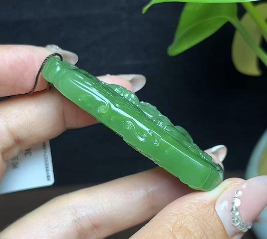 和田玉碧玉凤凰观音（36.34g）