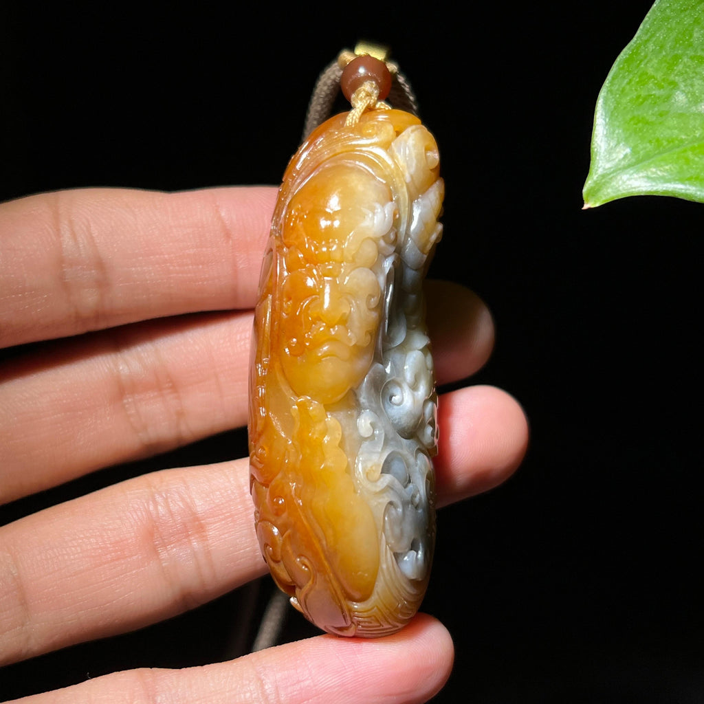 和田玉籽料黄沁守护挂件（60.0g）