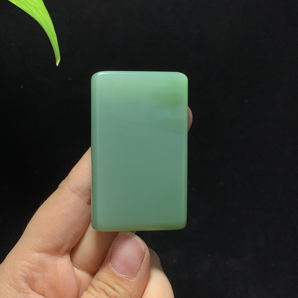 顶级碧玉粉青猫眼平安无事牌挂件（64.2g）
