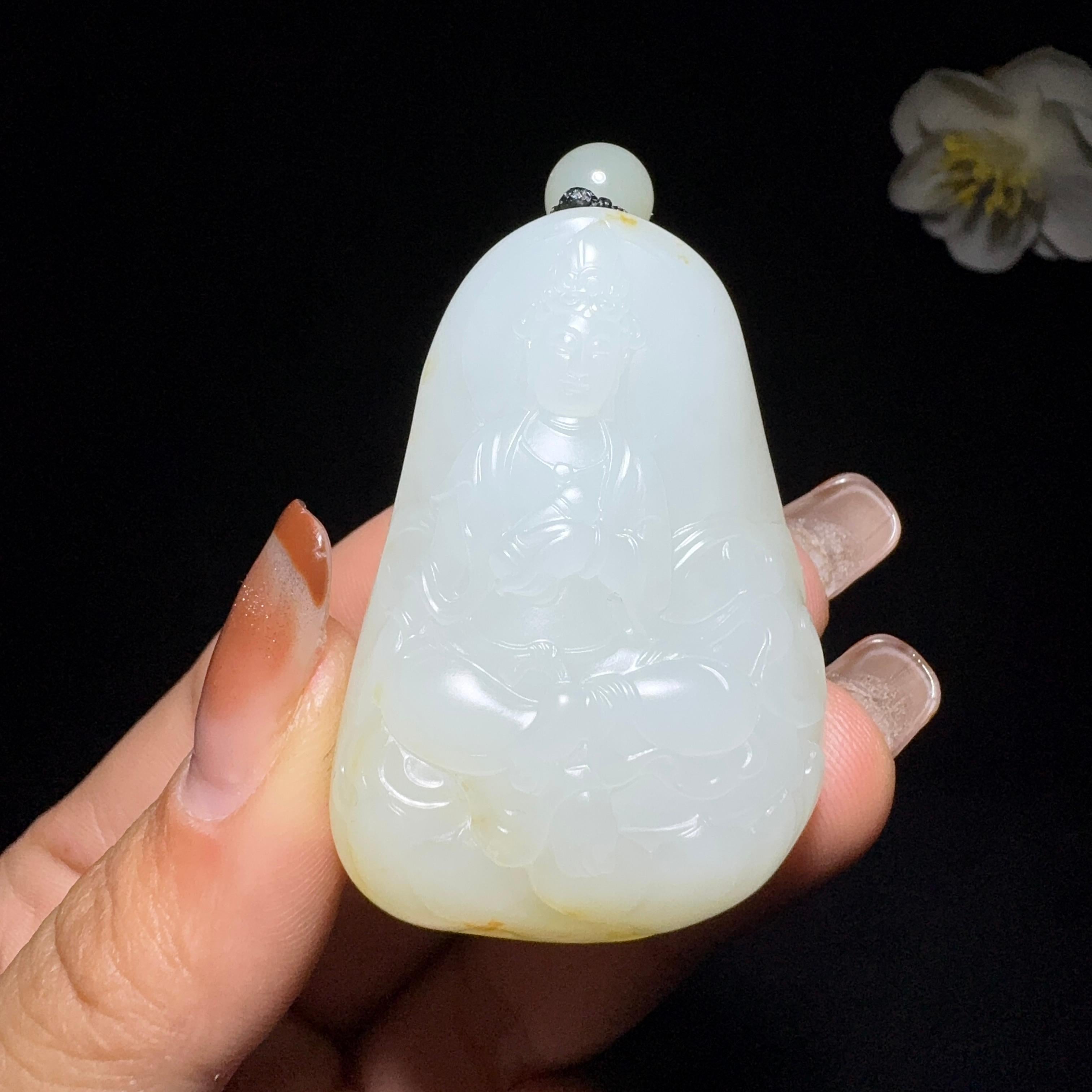 和田玉籽料观音挂件（50.2g）