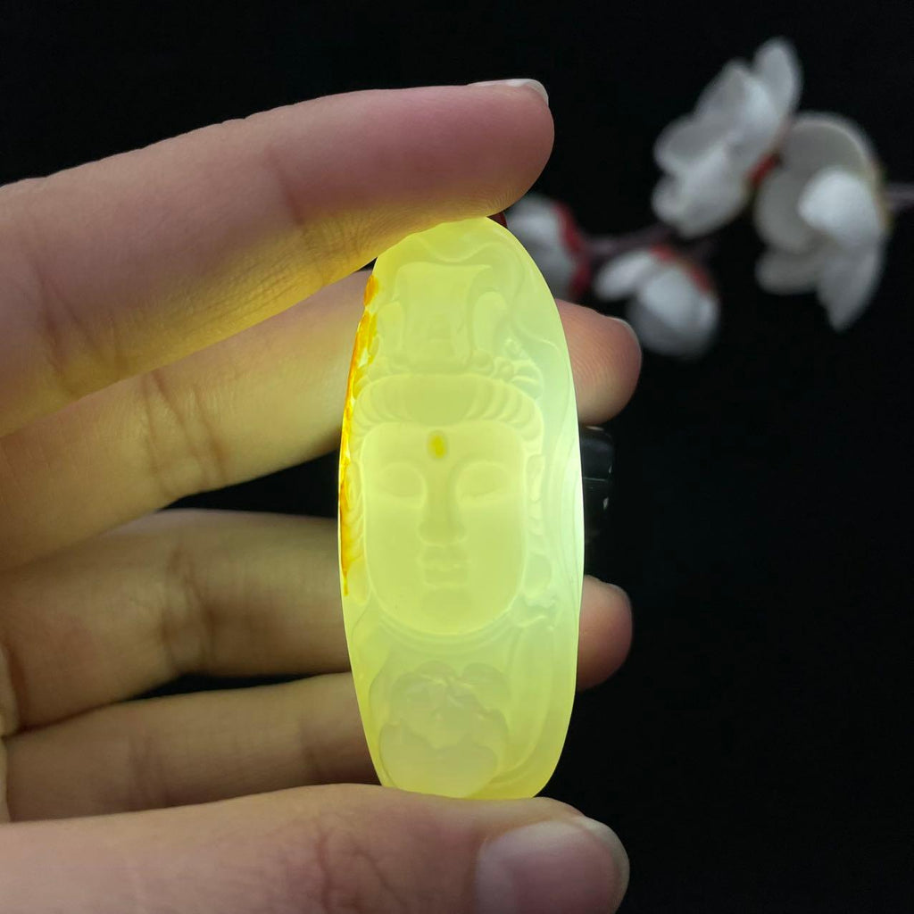 和田玉白玉籽料【观音头】挂件（25.6g）