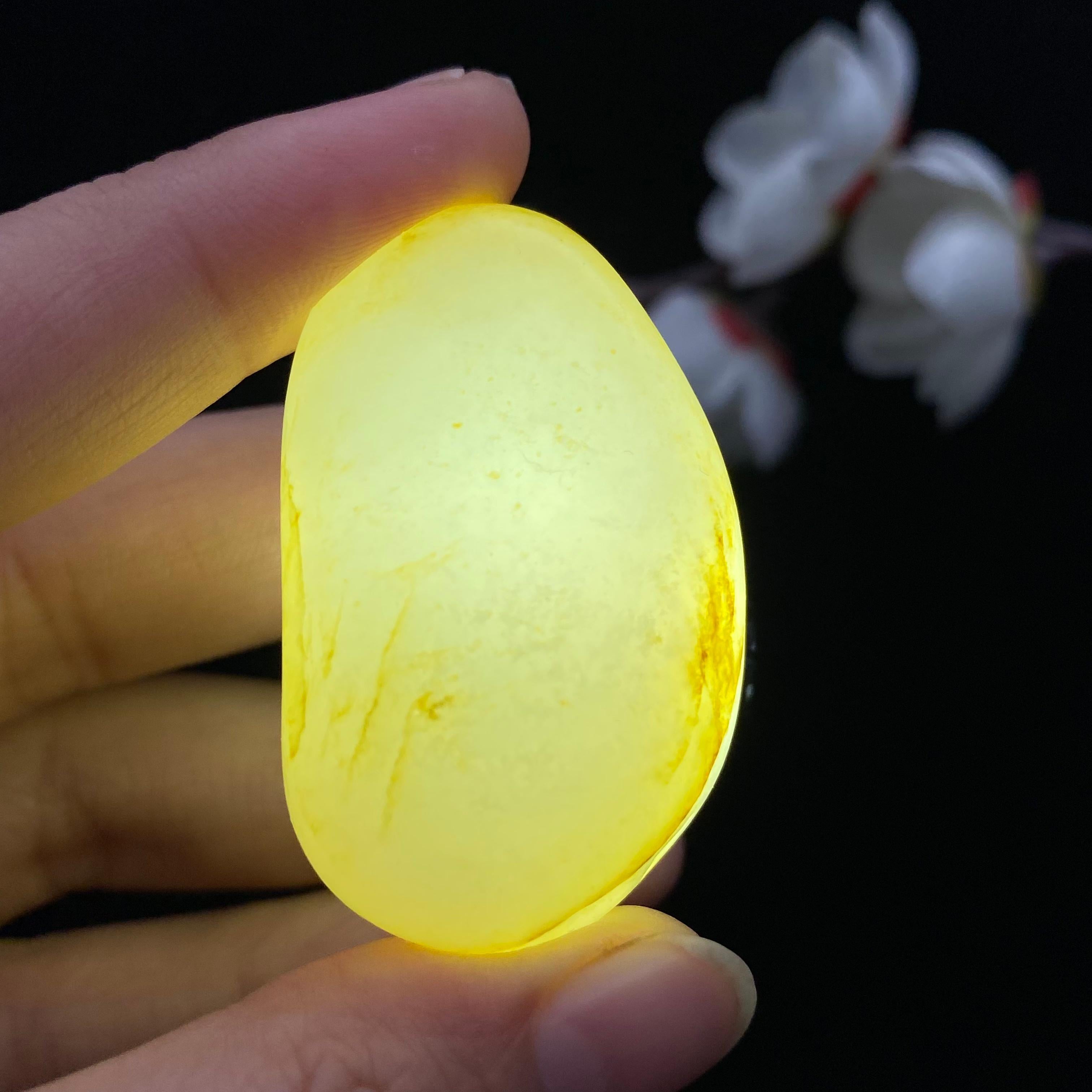 和田玉洒金皮籽料挂件（37.6g）