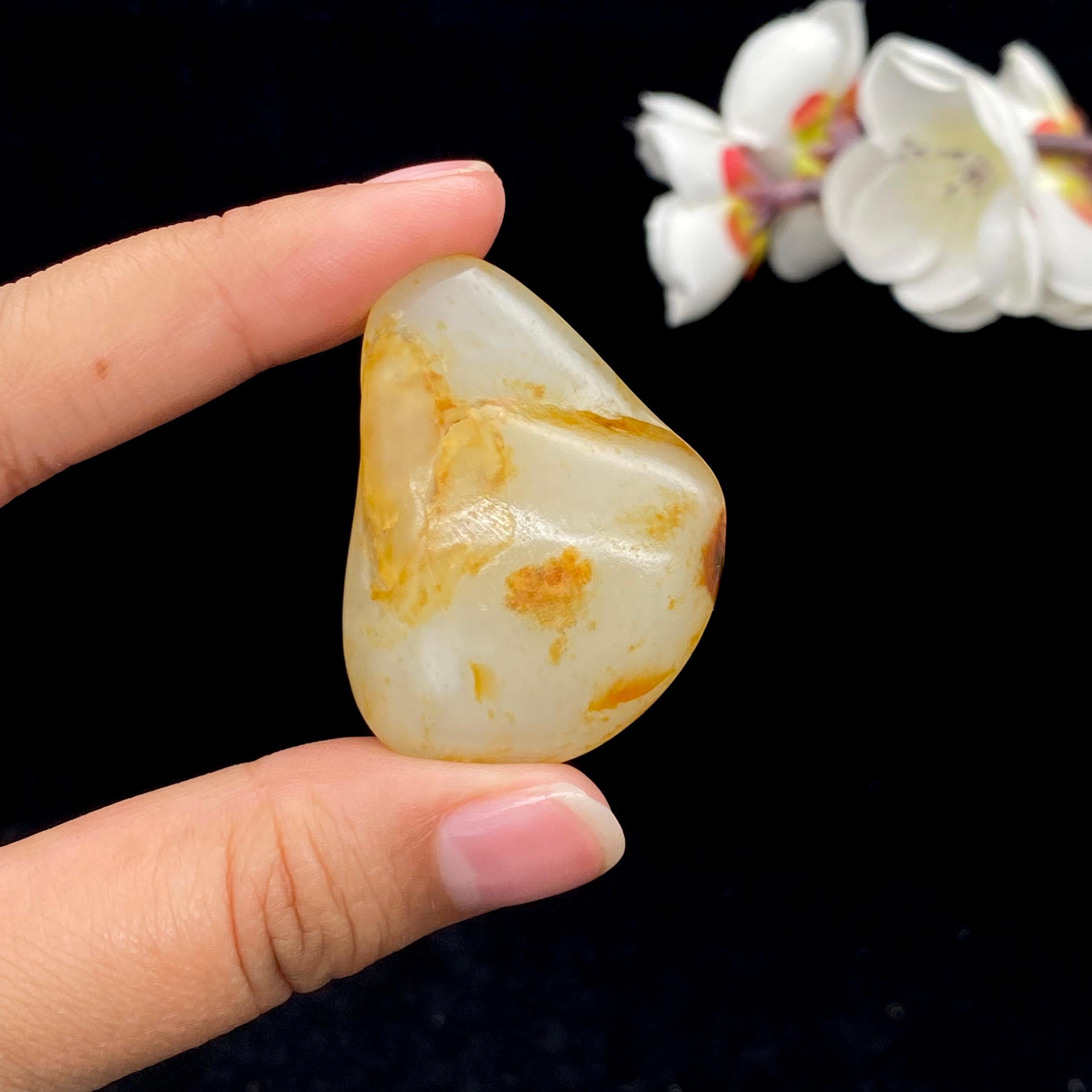 和田玉洒金皮籽料挂件（23.1g）