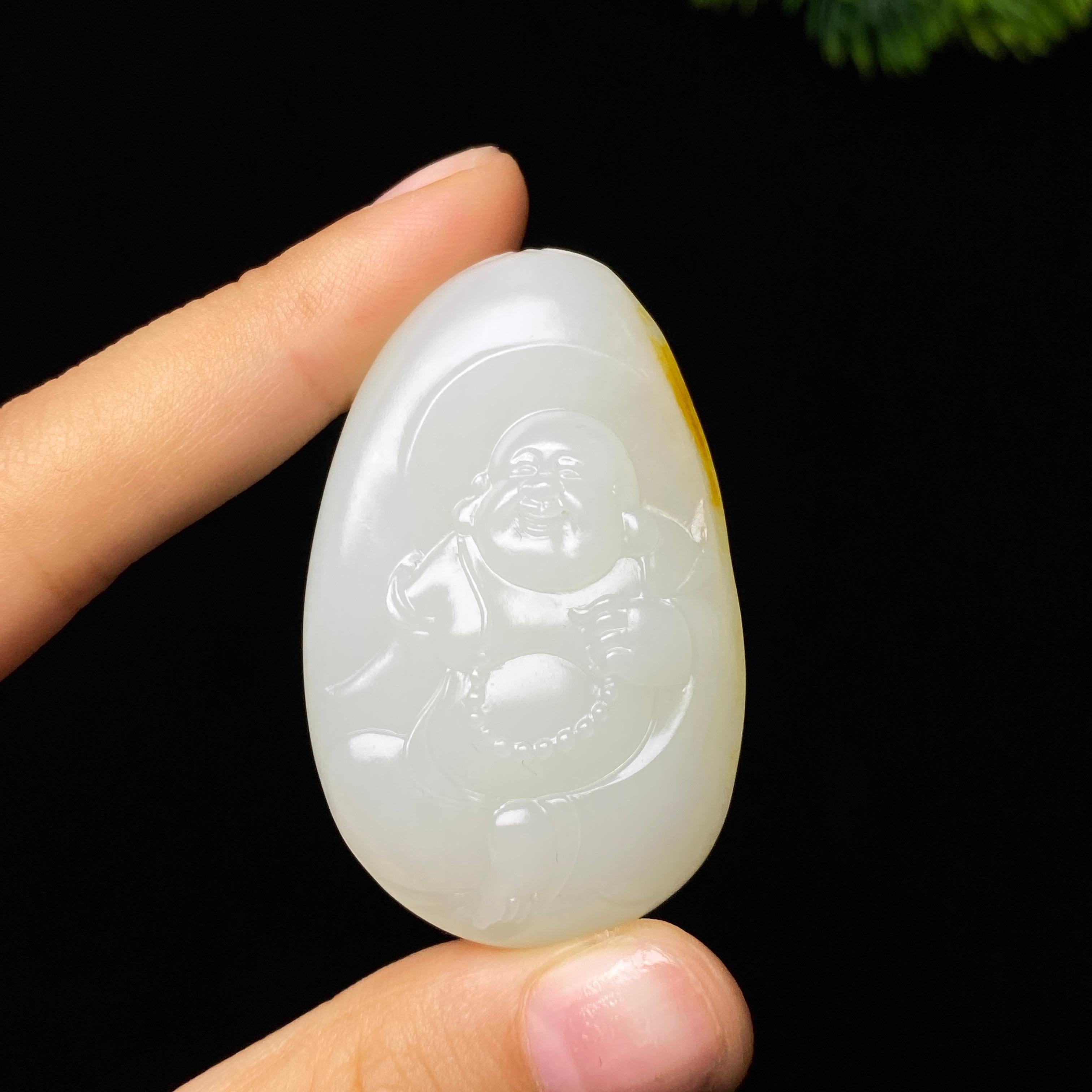 和田玉籽料佛公（42.9g）