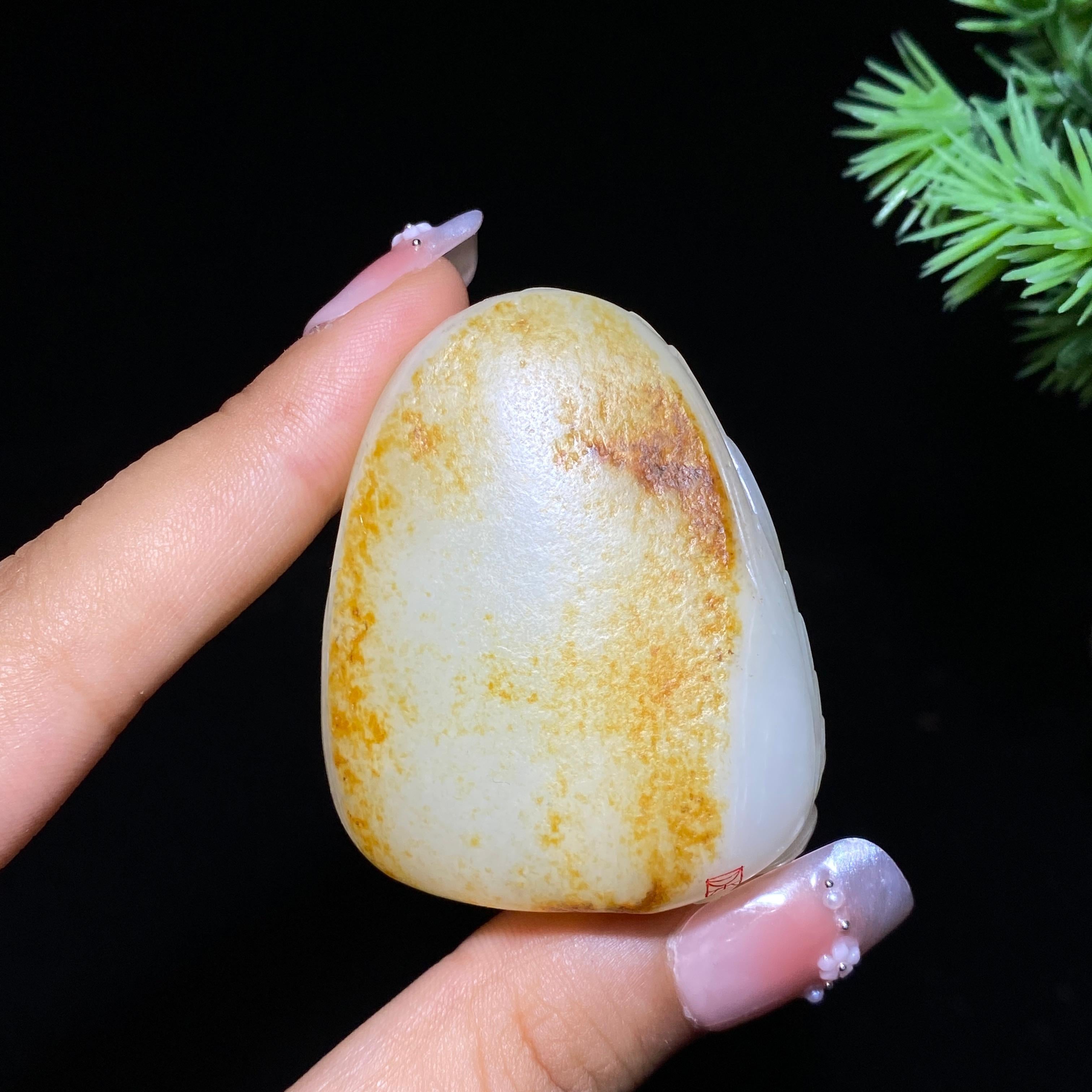 和田玉籽料观音（58.6g）
