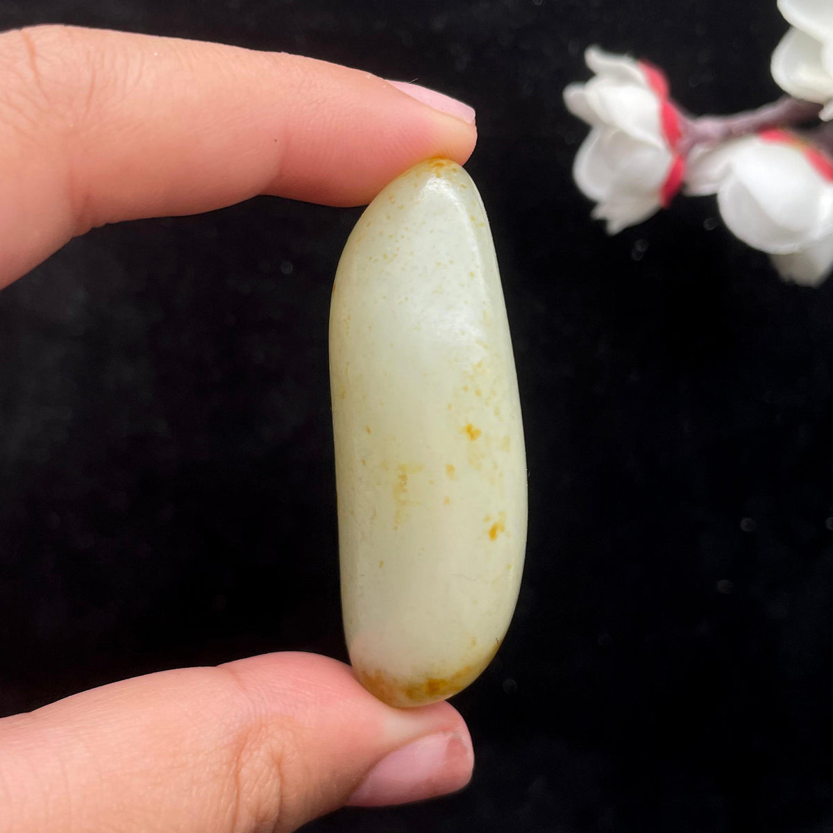 和田玉黄皮籽料挂件（44.4g）