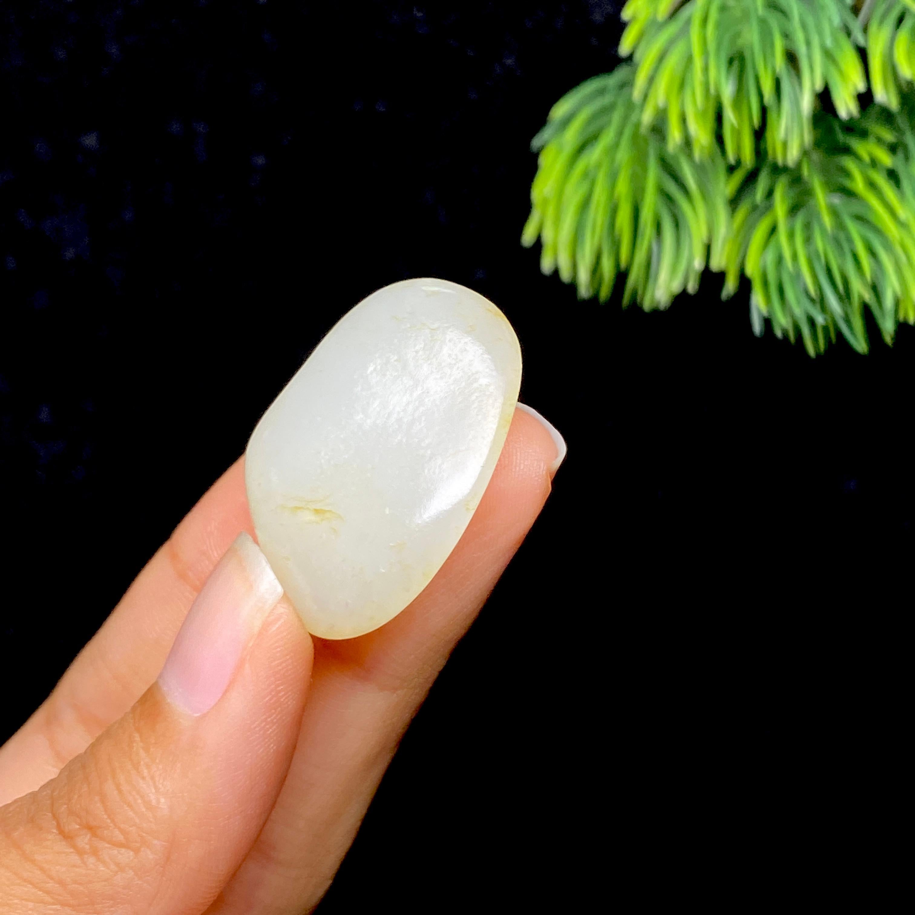和田玉白玉籽料（13.95g）
