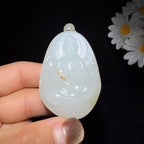 和田玉籽料羊脂白玉观音（61.7g）