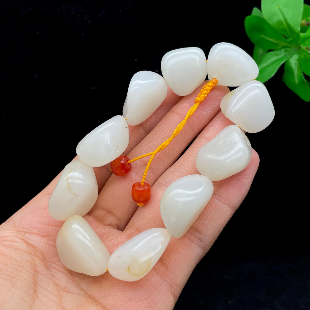 和田玉白玉籽料【精品手串】（93.7g）