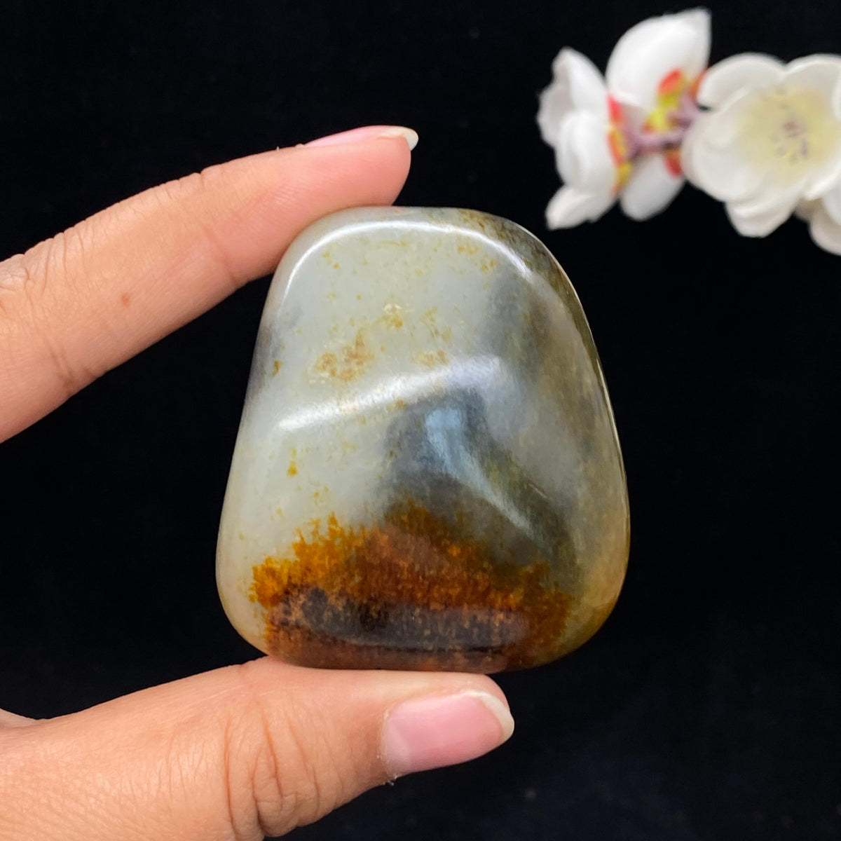 和田玉聚黄皮青花籽料手把件（95.5g）