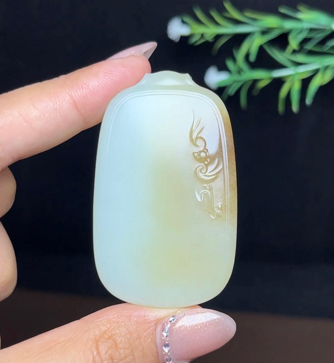 和田玉糖白福在眼前平安无事牌（47.3g）
