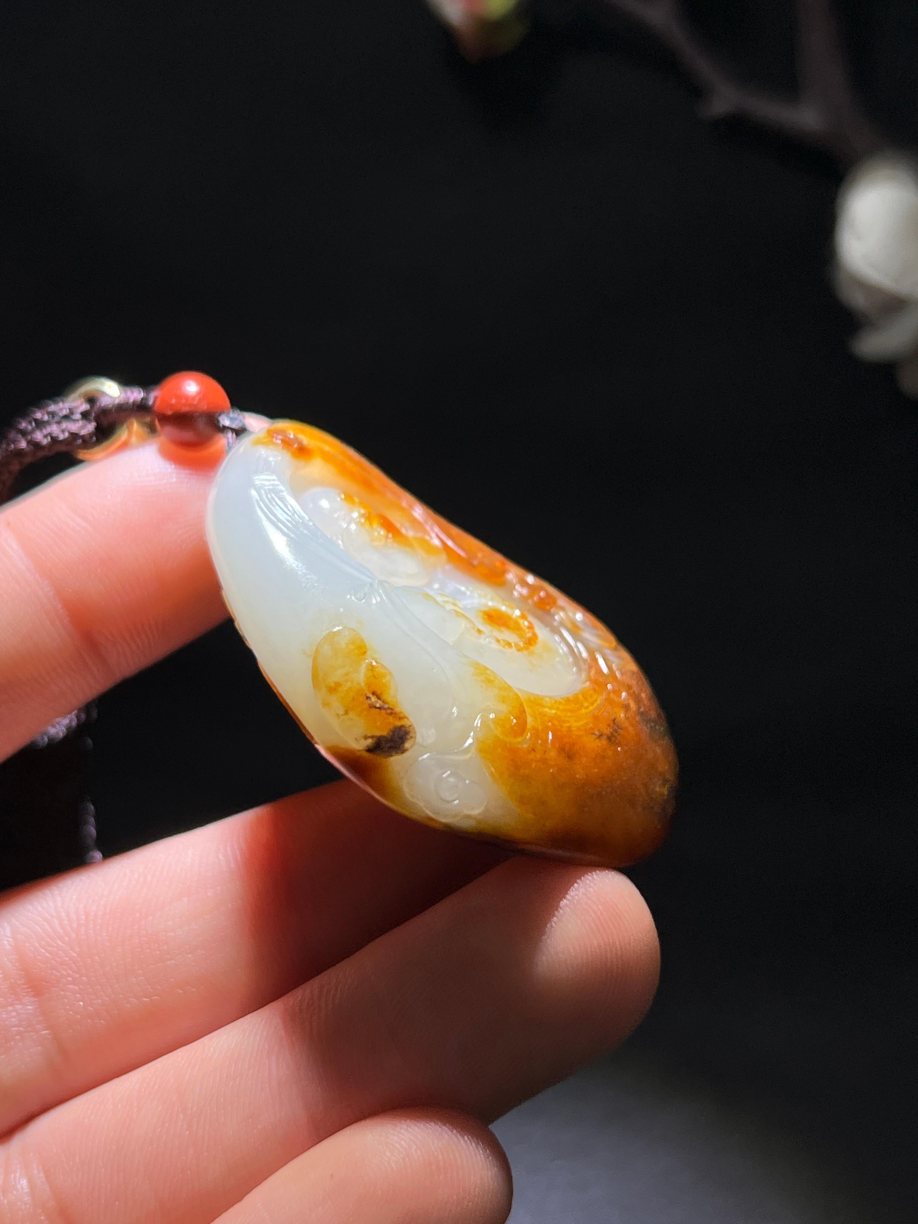 和田玉籽料佛公（35.3g）