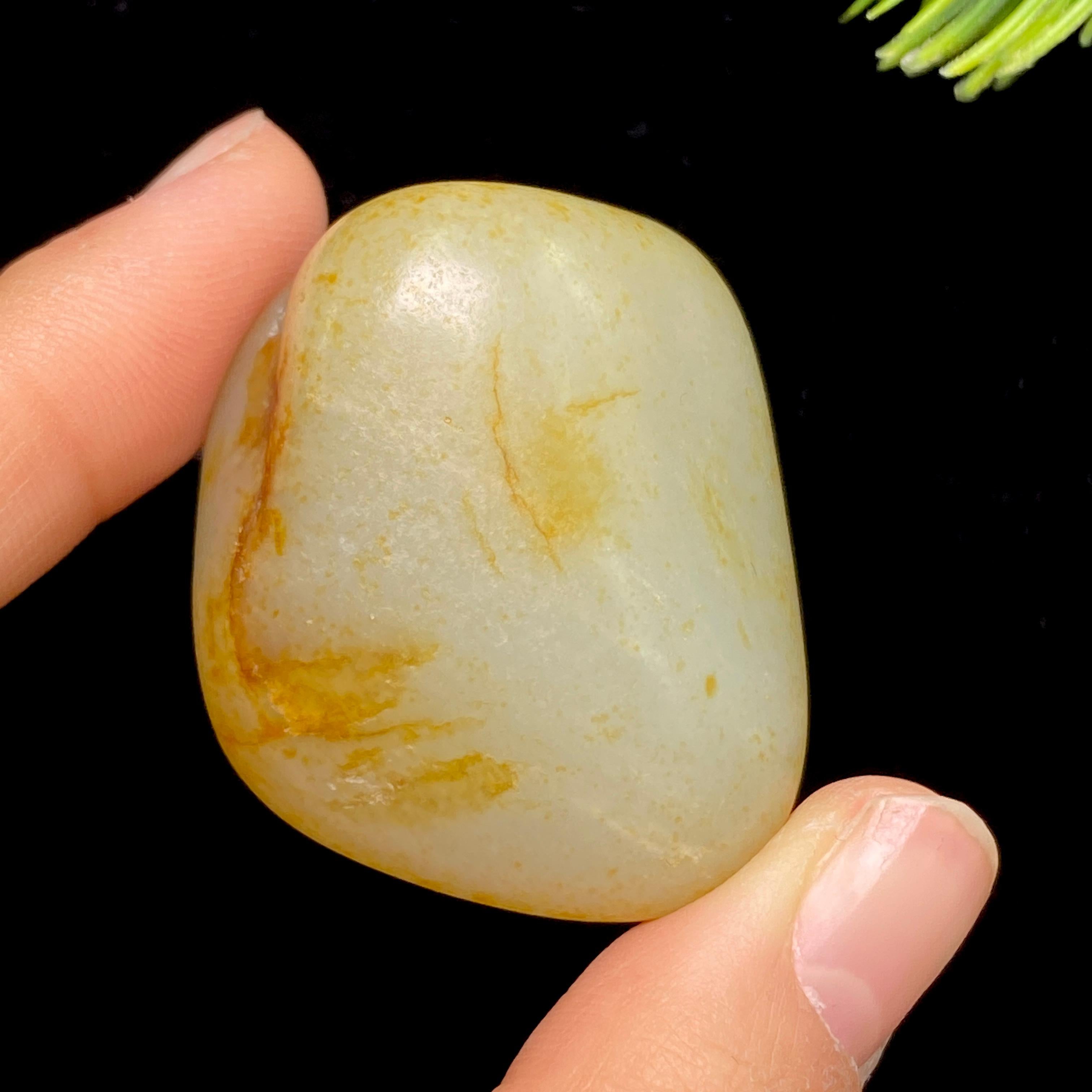 和田玉洒金皮籽料（52.9g）