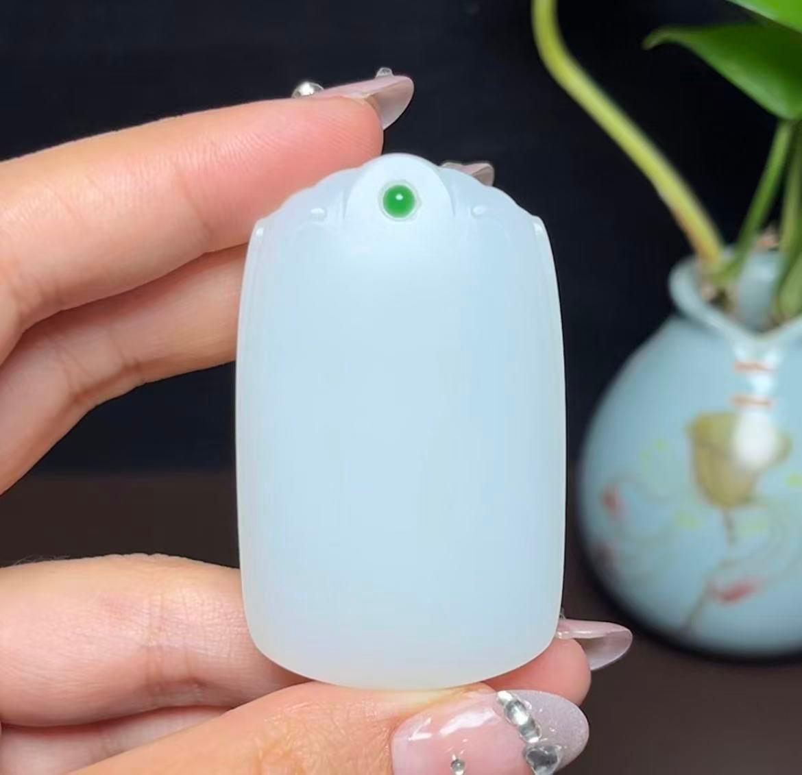 和田羊脂玉平安无事牌（51.1g）