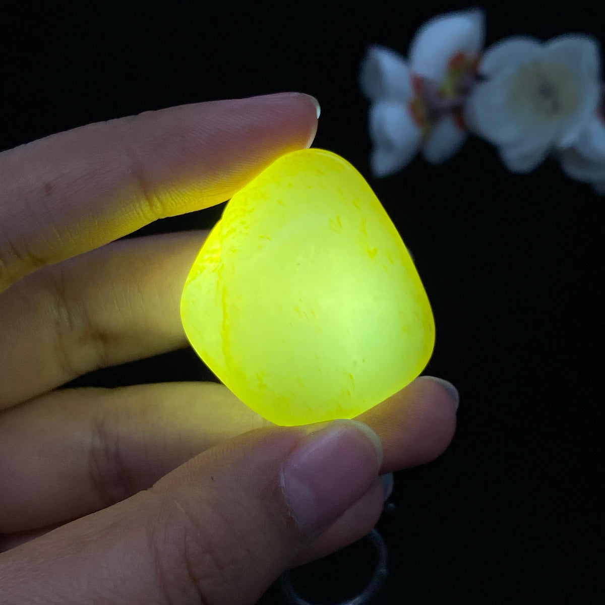 和田玉洒金皮籽料挂件（22.6g）