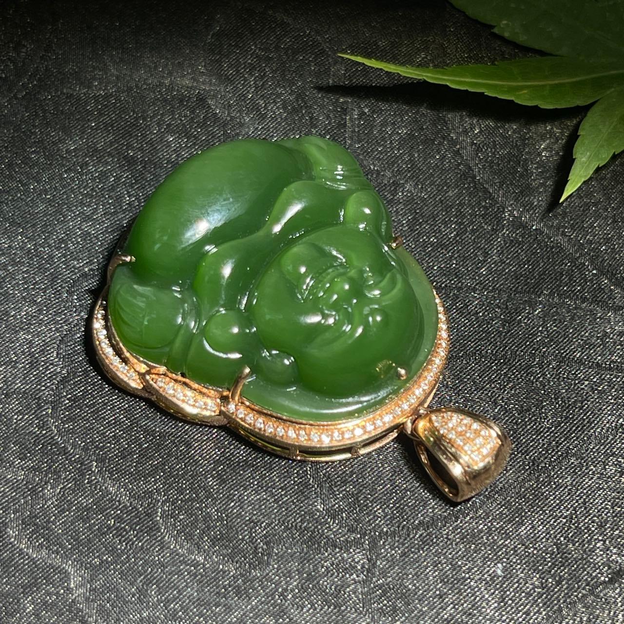 和田玉碧玉阳绿金镶佛公（15.6g）