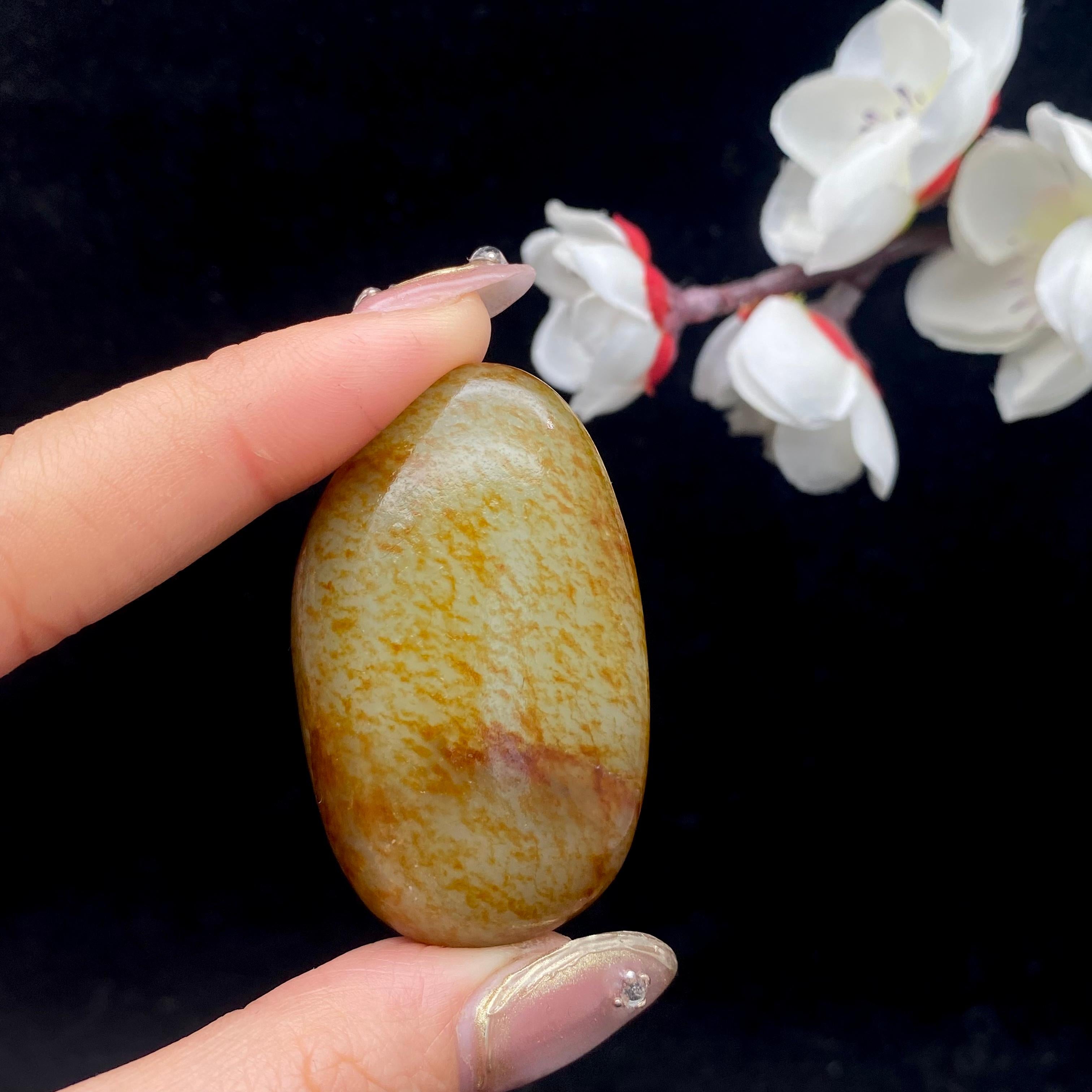 和田玉洒金皮籽料原石（35.2g）