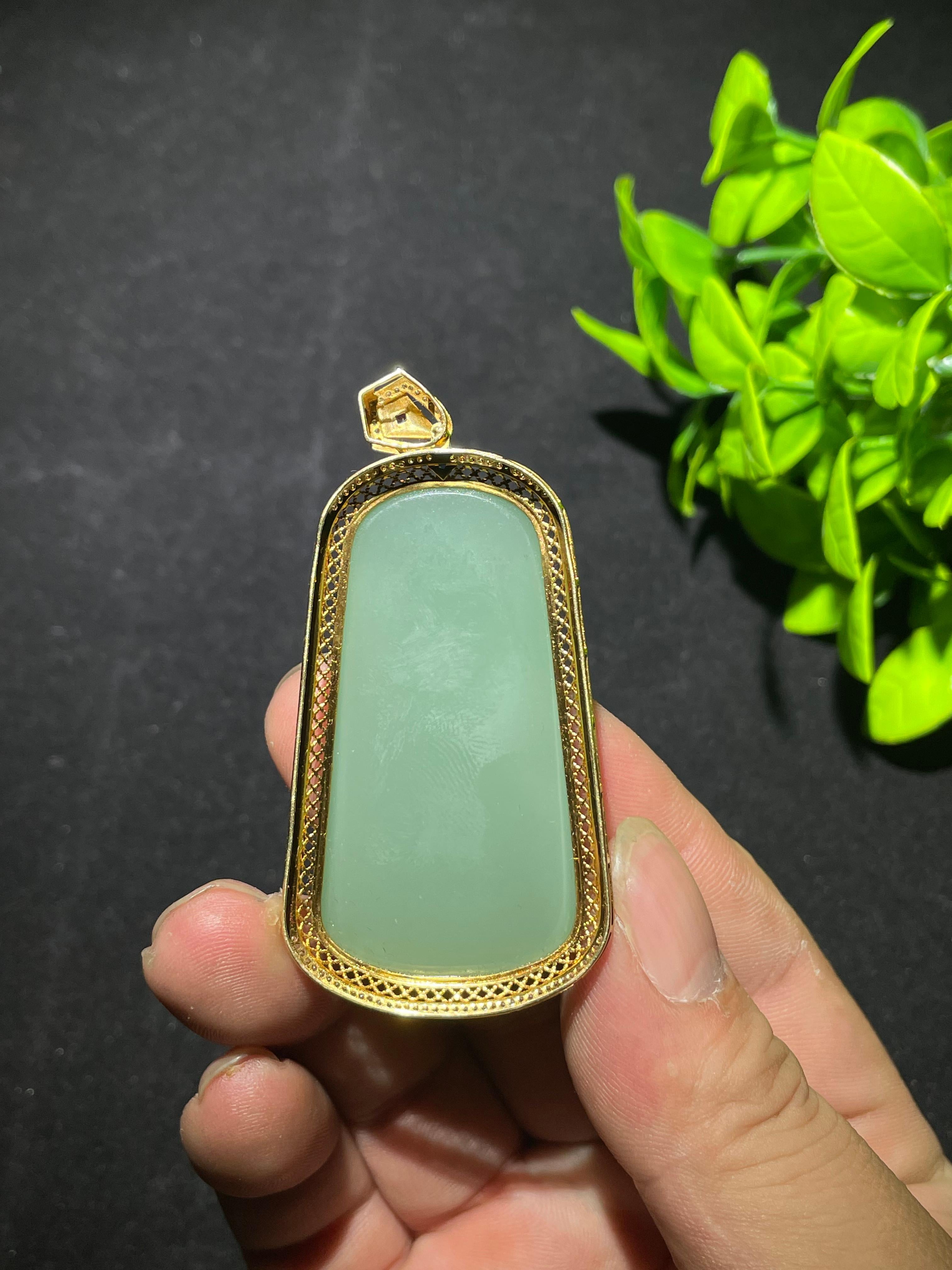 和田玉碧玉粉青无事牌（28.5g）