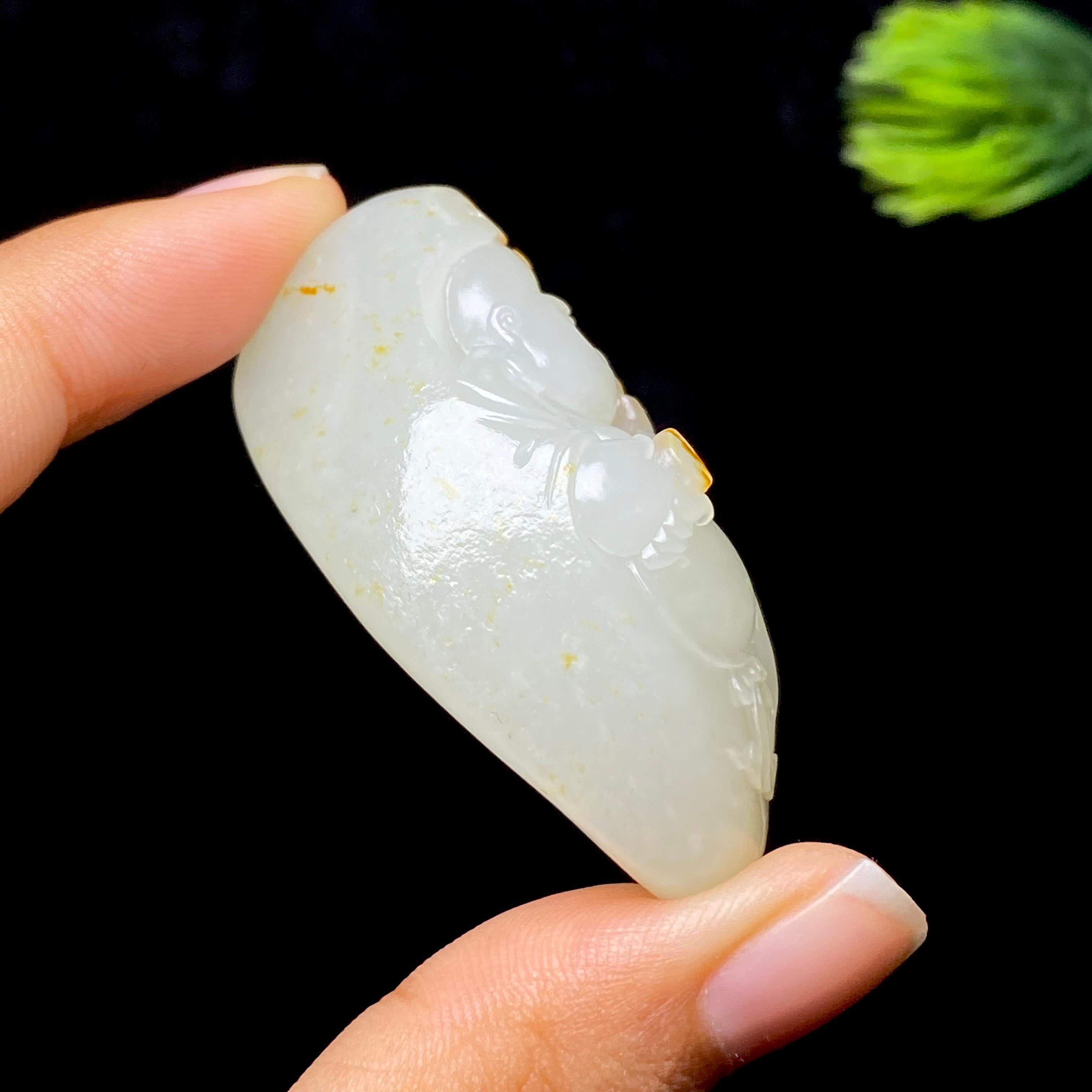 和田玉籽料佛公（40.2g）