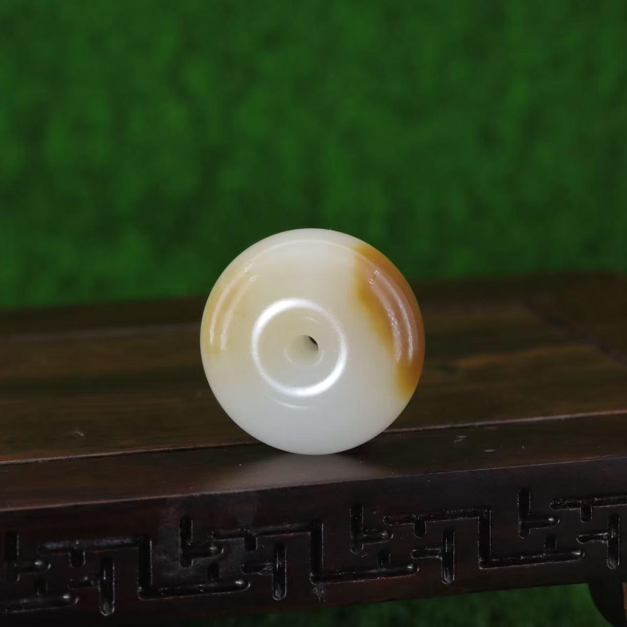 和田玉糖白平安扣吊坠（16g）