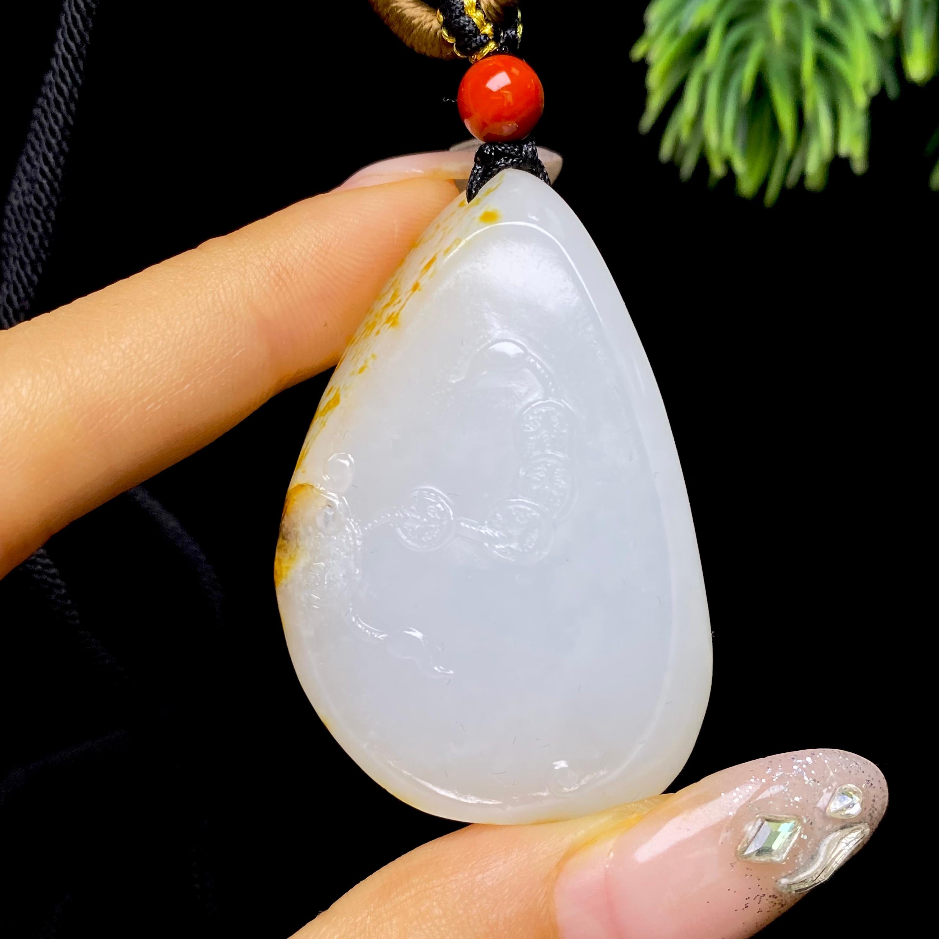 和田玉籽料佛公（34.1g）