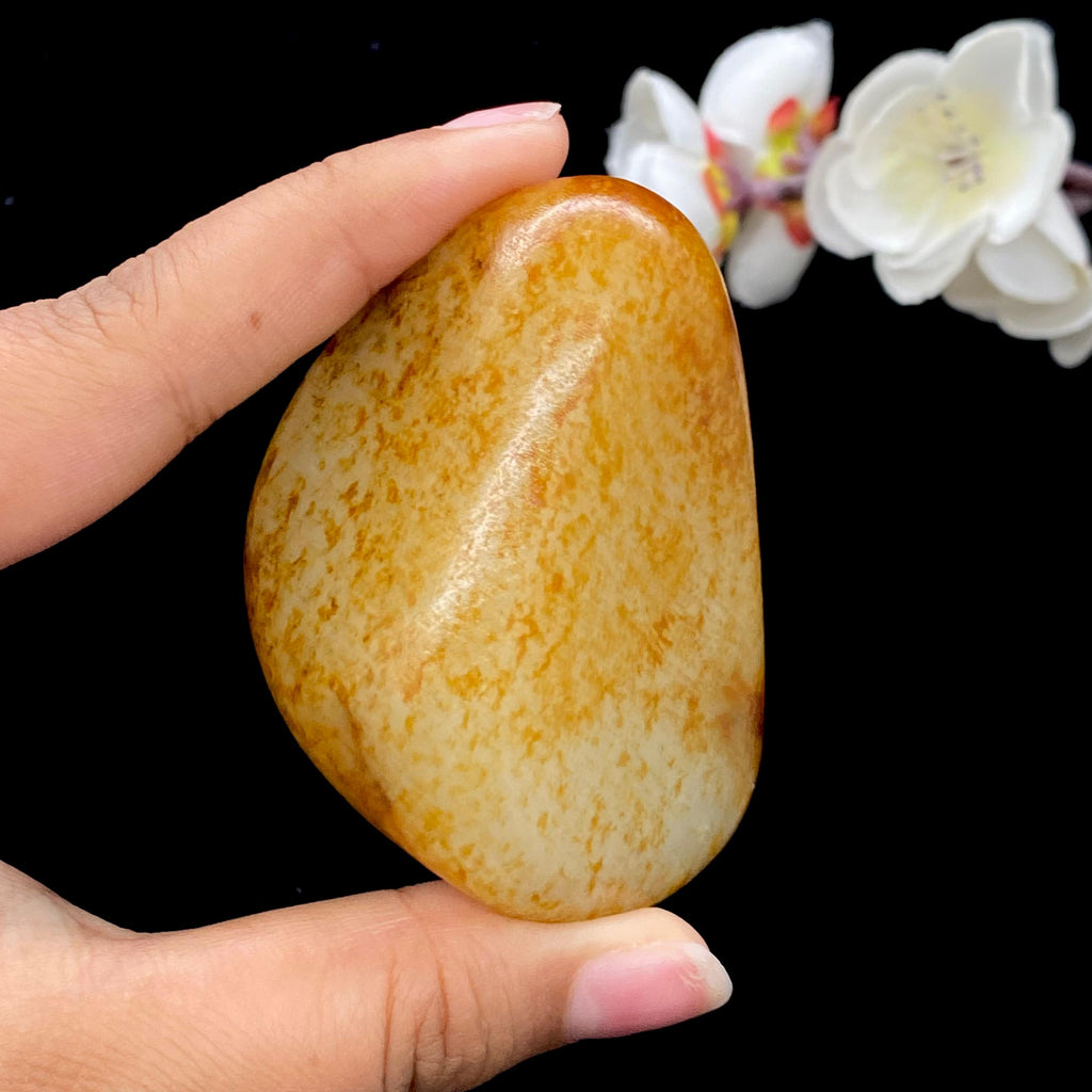 和田玉洒红皮籽料手把件（141.7g）