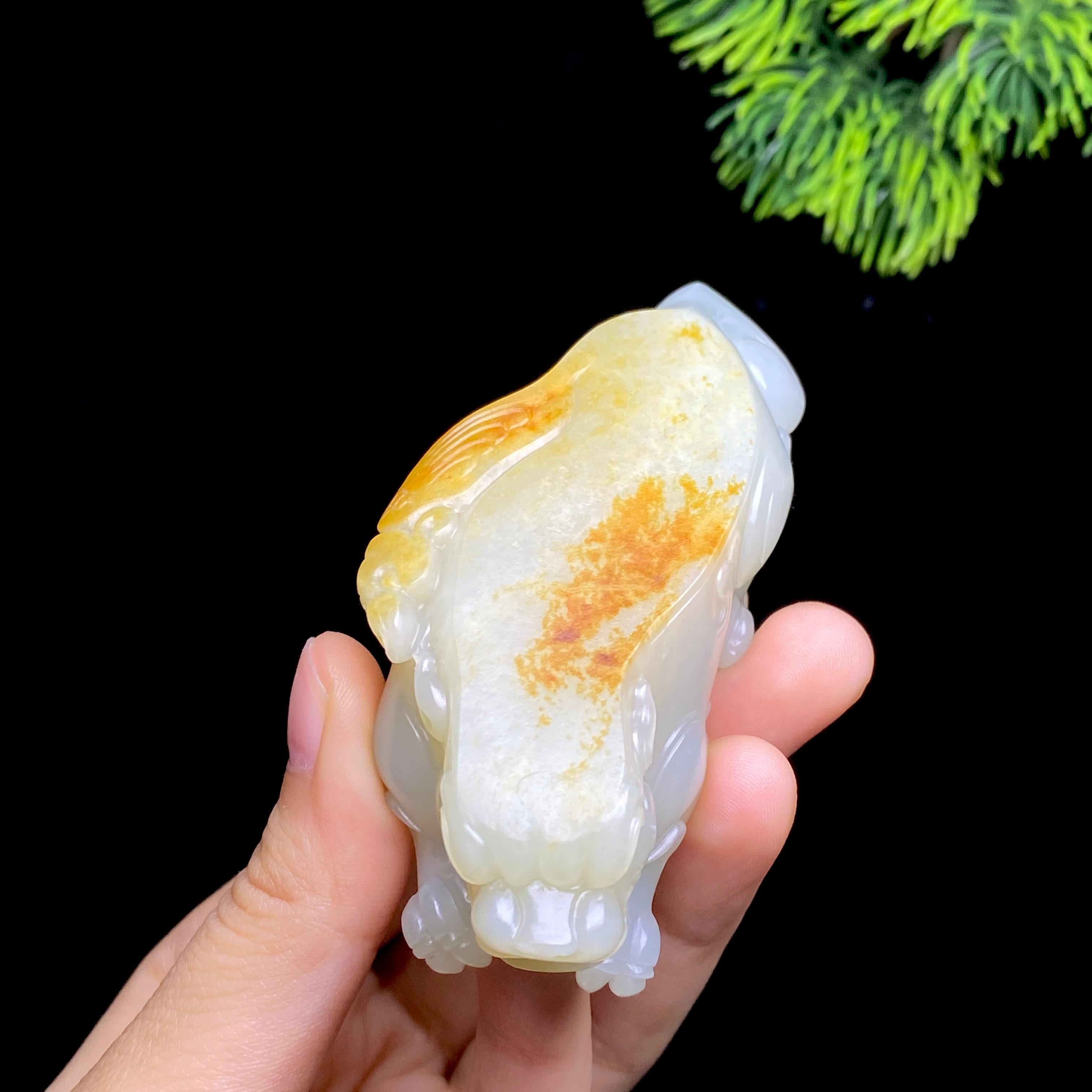 和田玉籽料貔貅（128.7g） – 厚德载玉