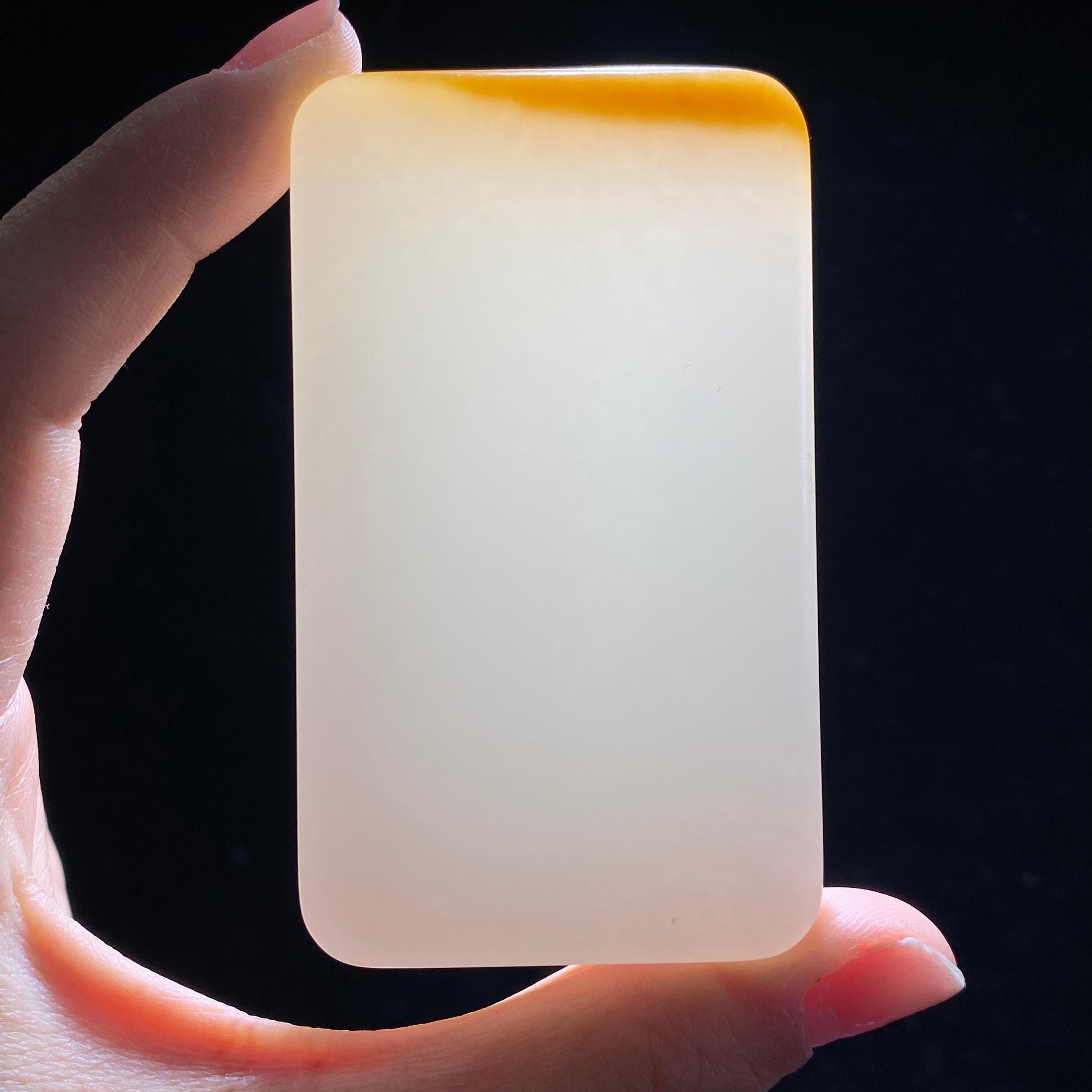 和田玉且末糖白无事牌（98.3g）