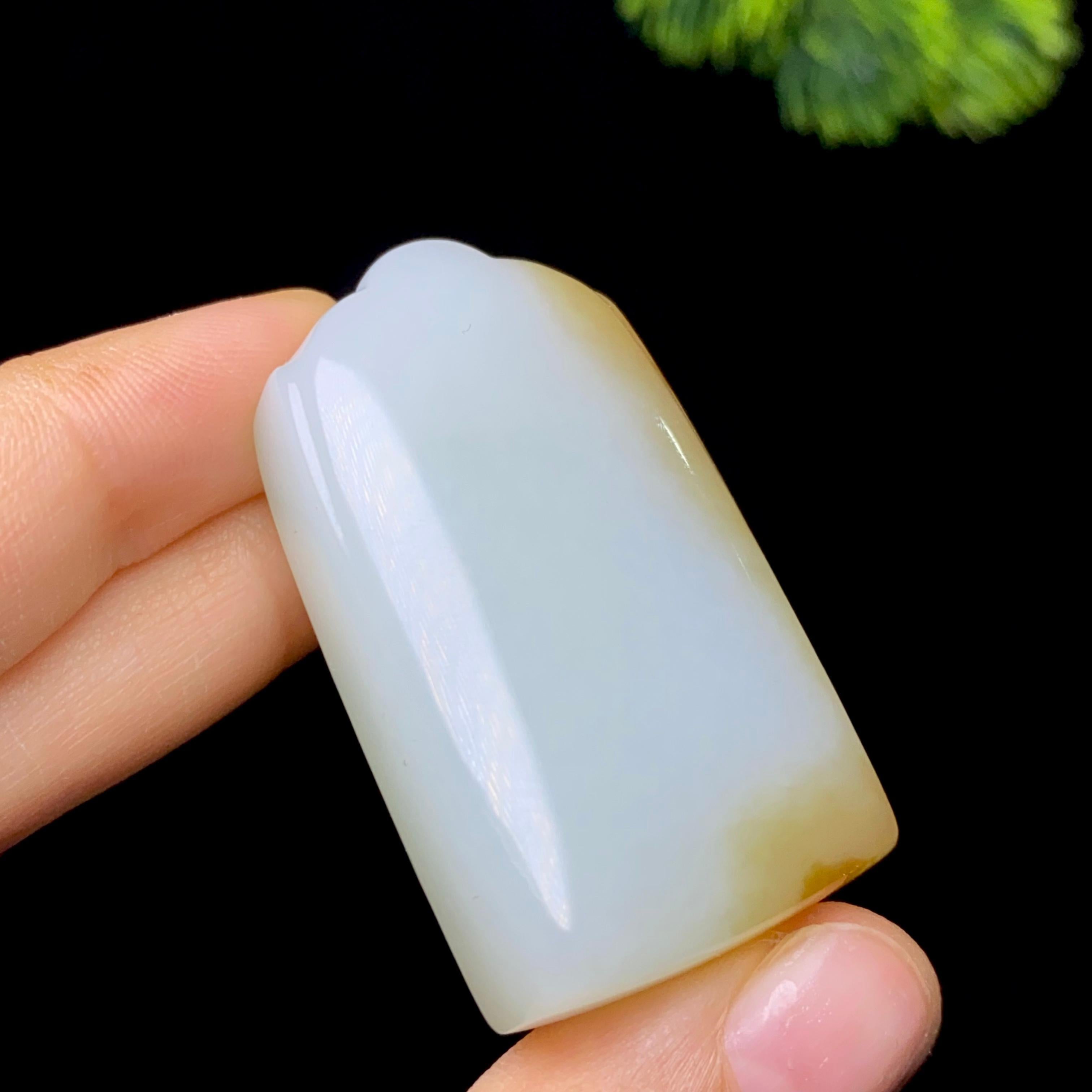 和田玉糖白无事牌（37.1g）