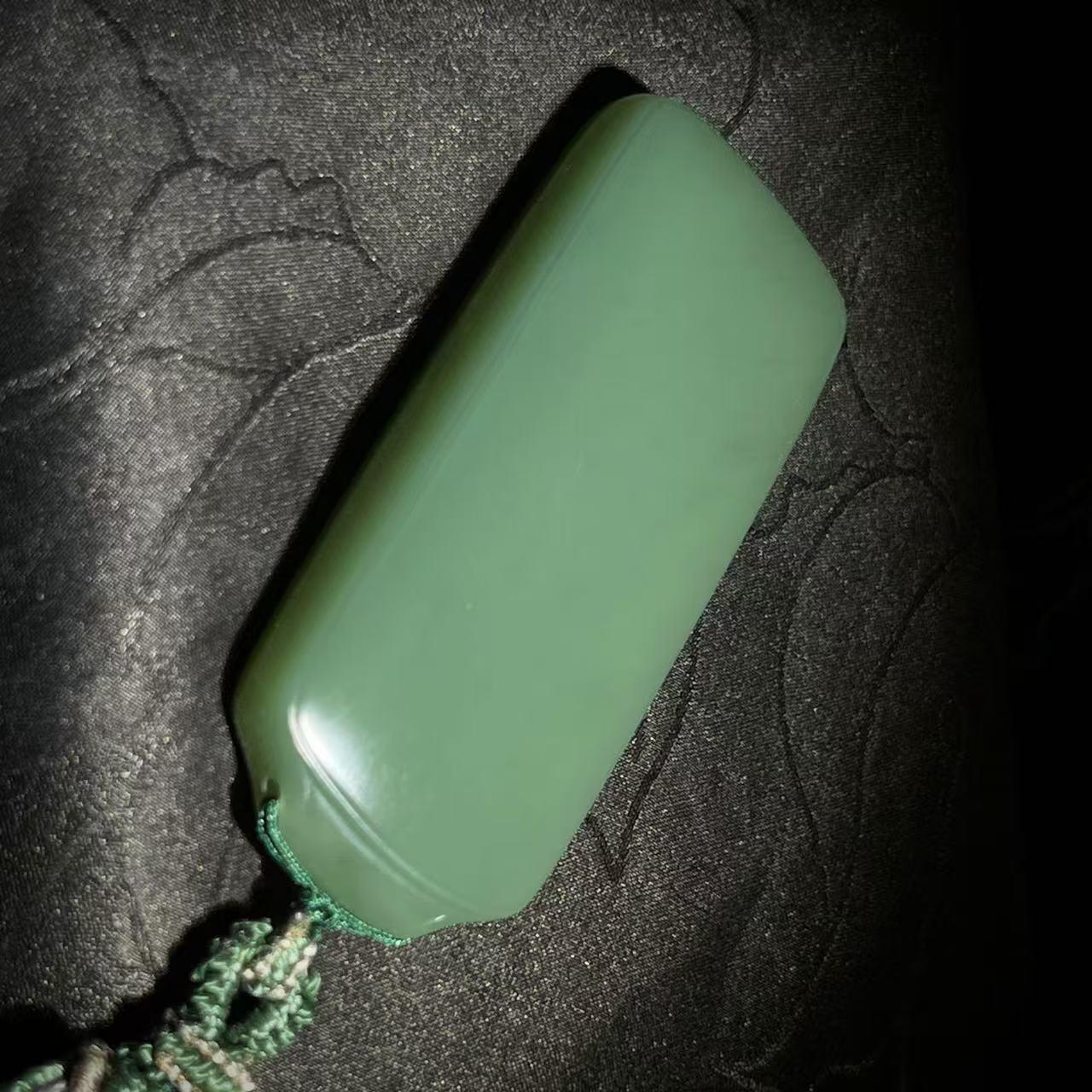 和田玉碧玉鸭蛋青无事牌（40.5g）