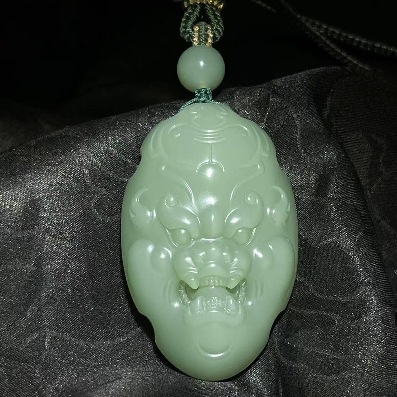 和田玉碧玉粉青守护（47.8g）