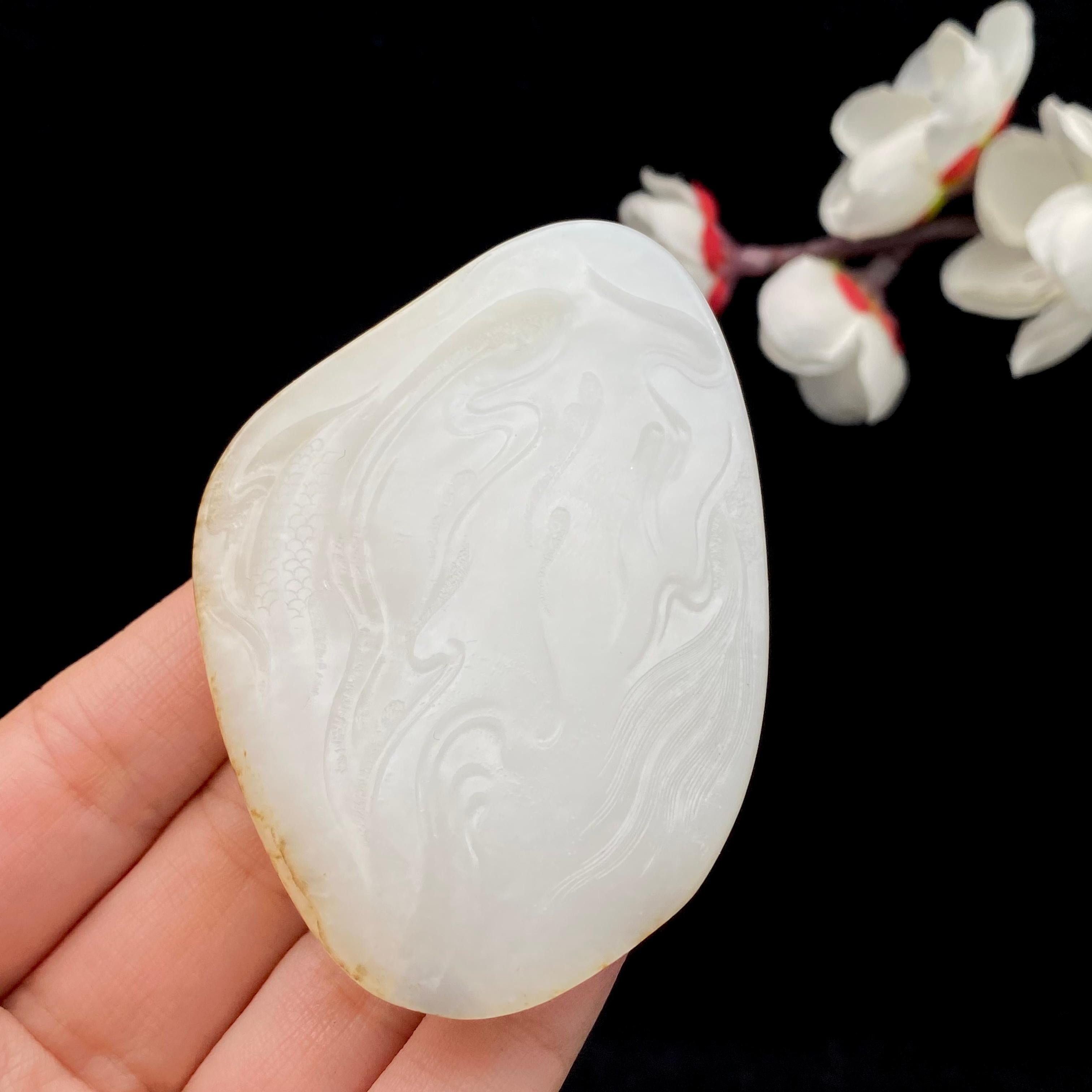 和田玉白玉籽料【关公】（69.4g）