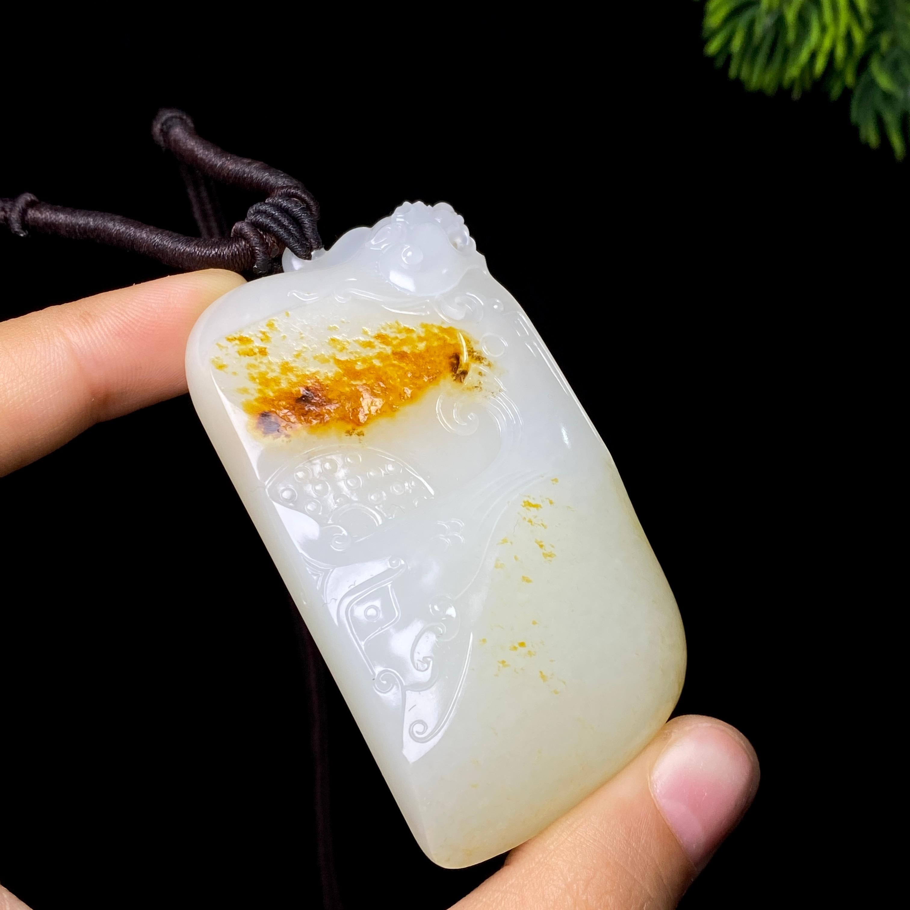 和田玉籽料貔貅无事牌（76.1g）