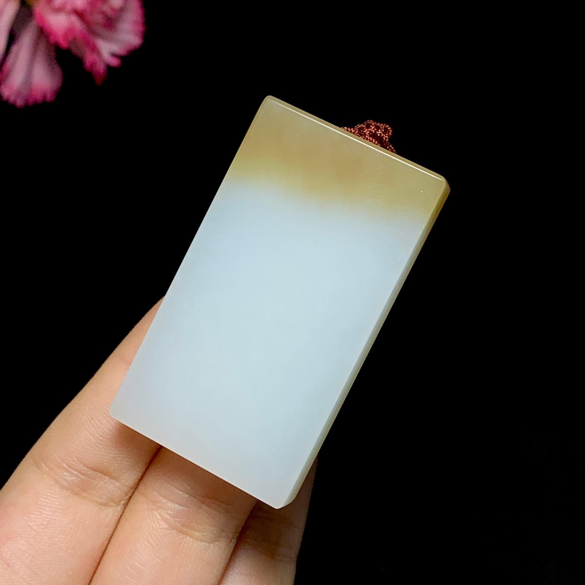和田玉糖白玉无事牌（42.7g）