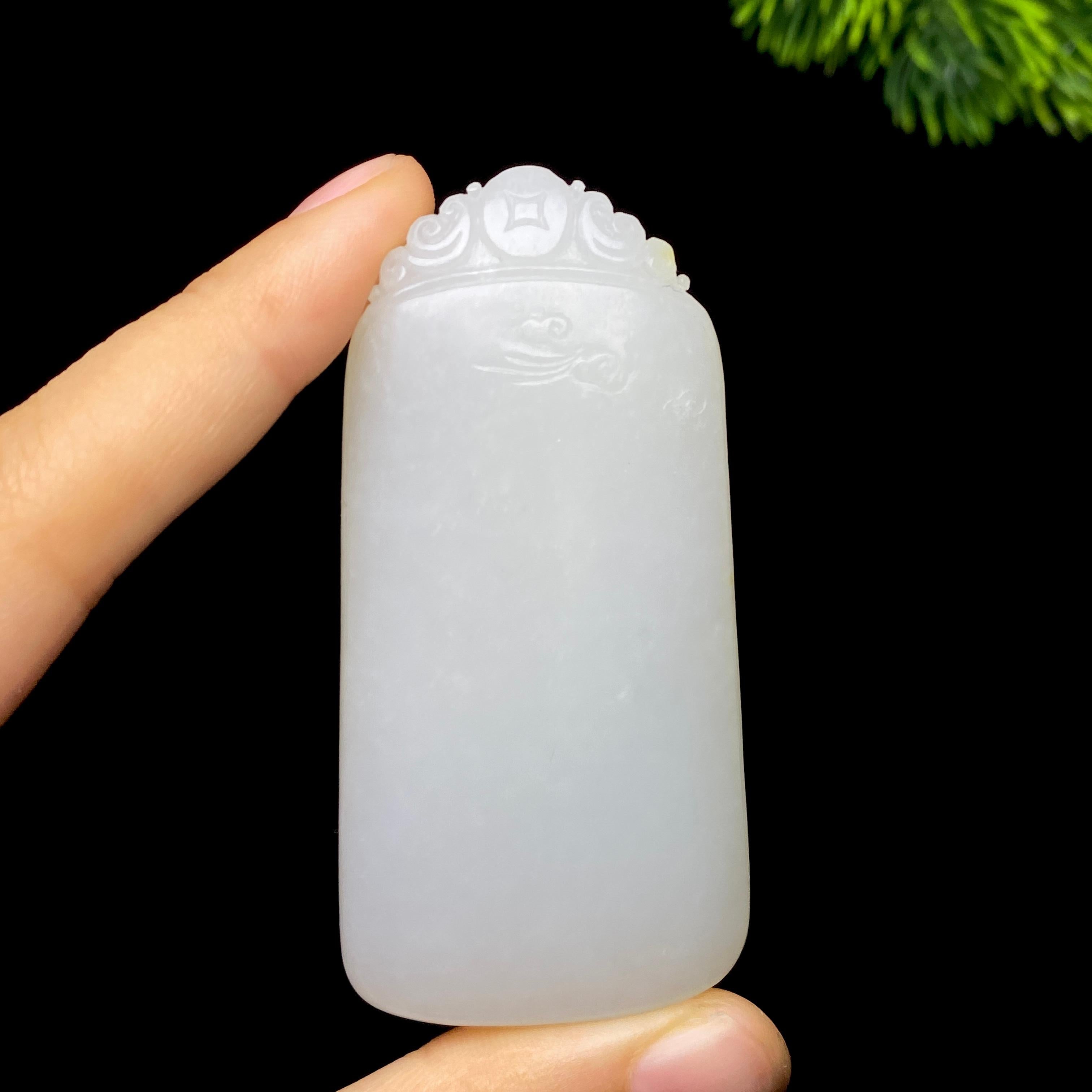 和田玉籽料无事牌（57.6g）