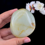 和田玉聚红皮带翠籽料手把件（232.3g）