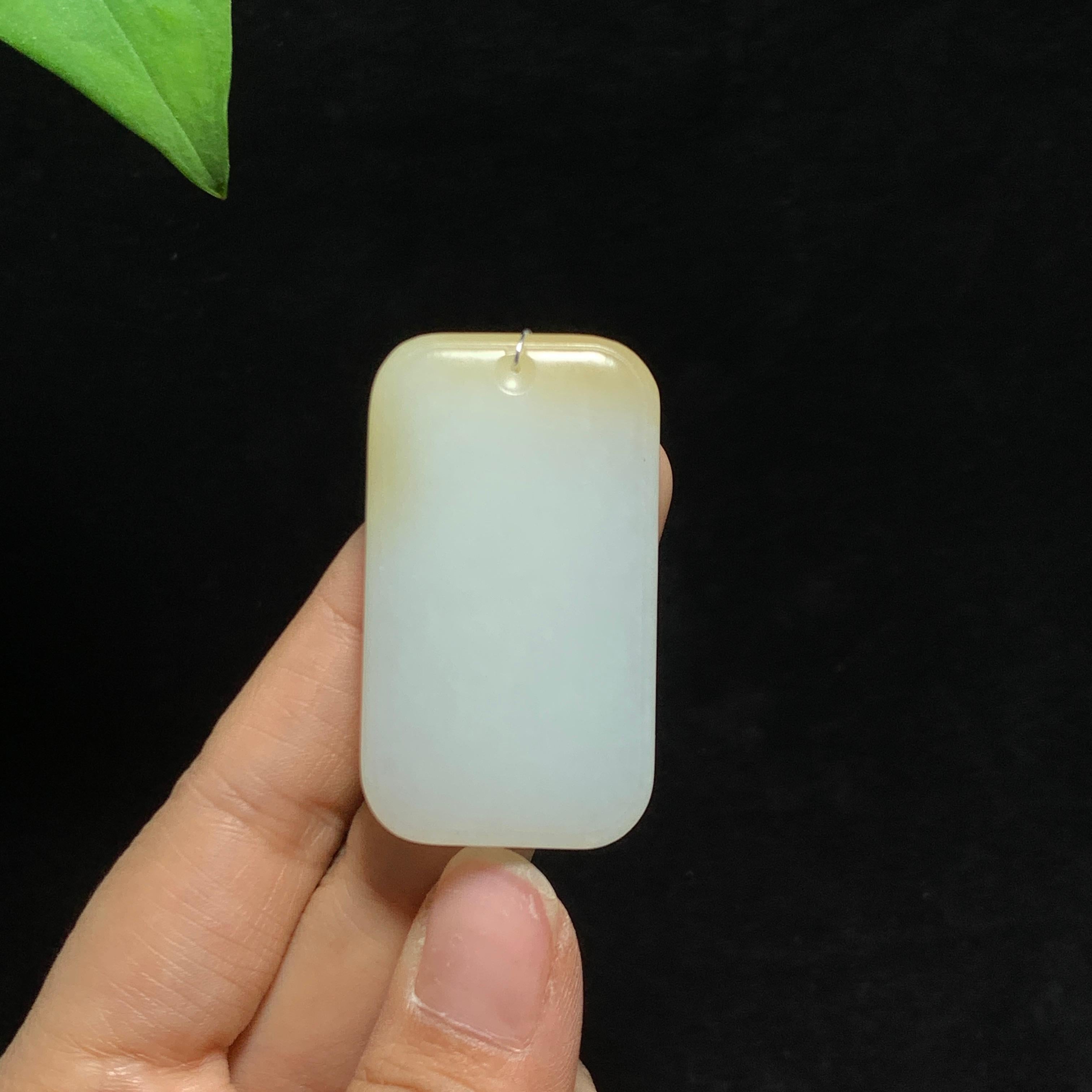 和田山料糖白玉无事牌挂件（37.8g）